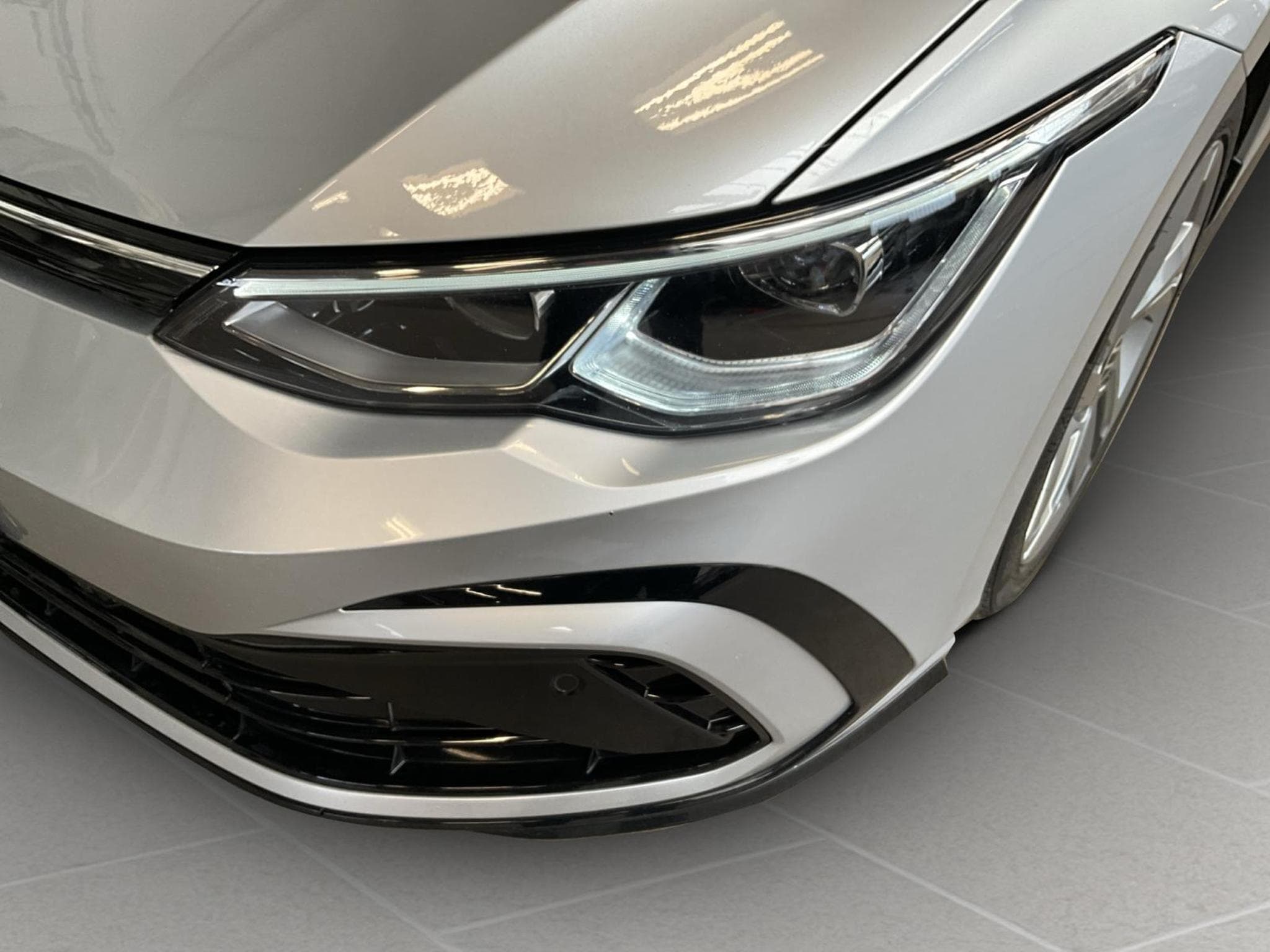 VW Golf R-line+DSG+LED+Navi+RearView (2022) - Foto 17