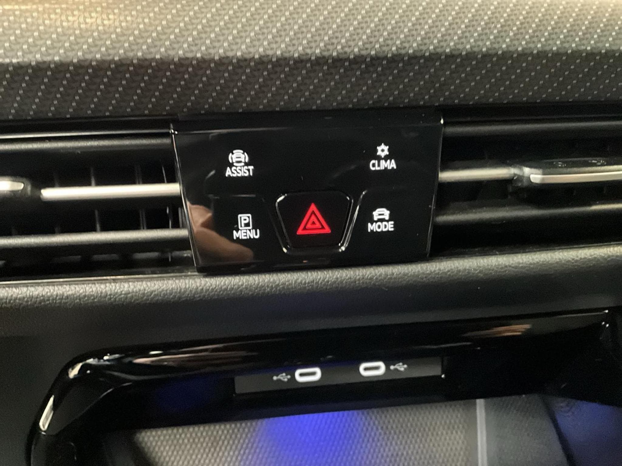 VW Golf R-line+DSG+LED+Navi+RearView (2022) - Foto 19