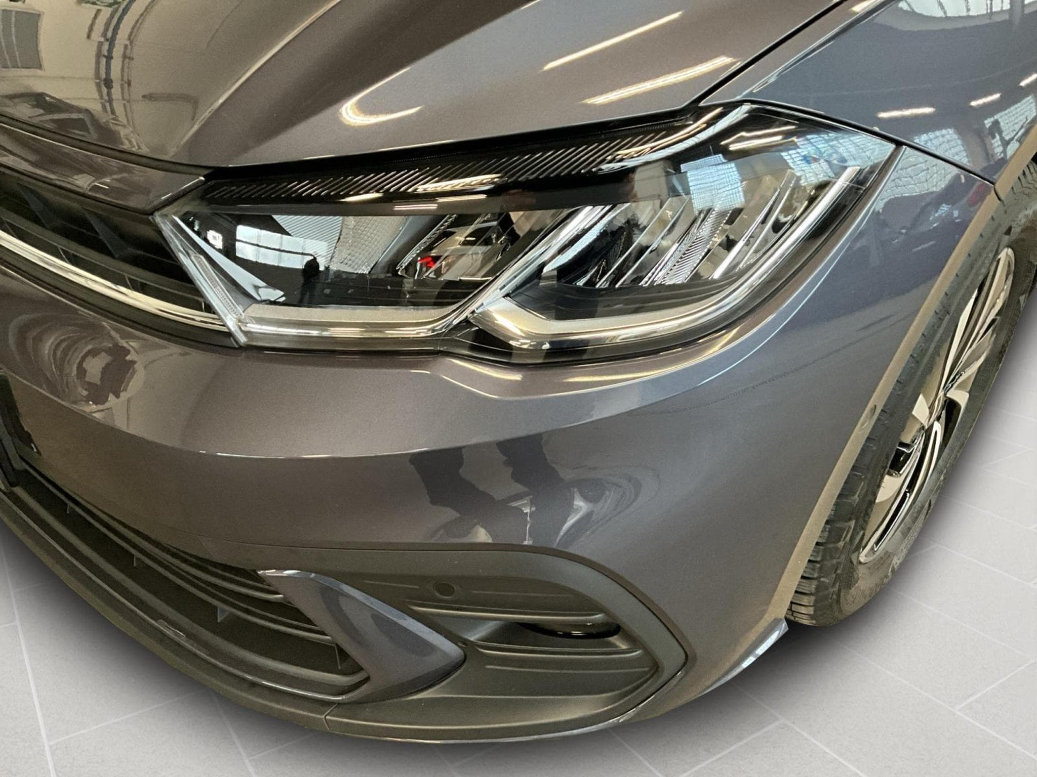 VW Polo Life+P.ASS+P.Lumiere+TSI+DAB (2025) - Foto 17