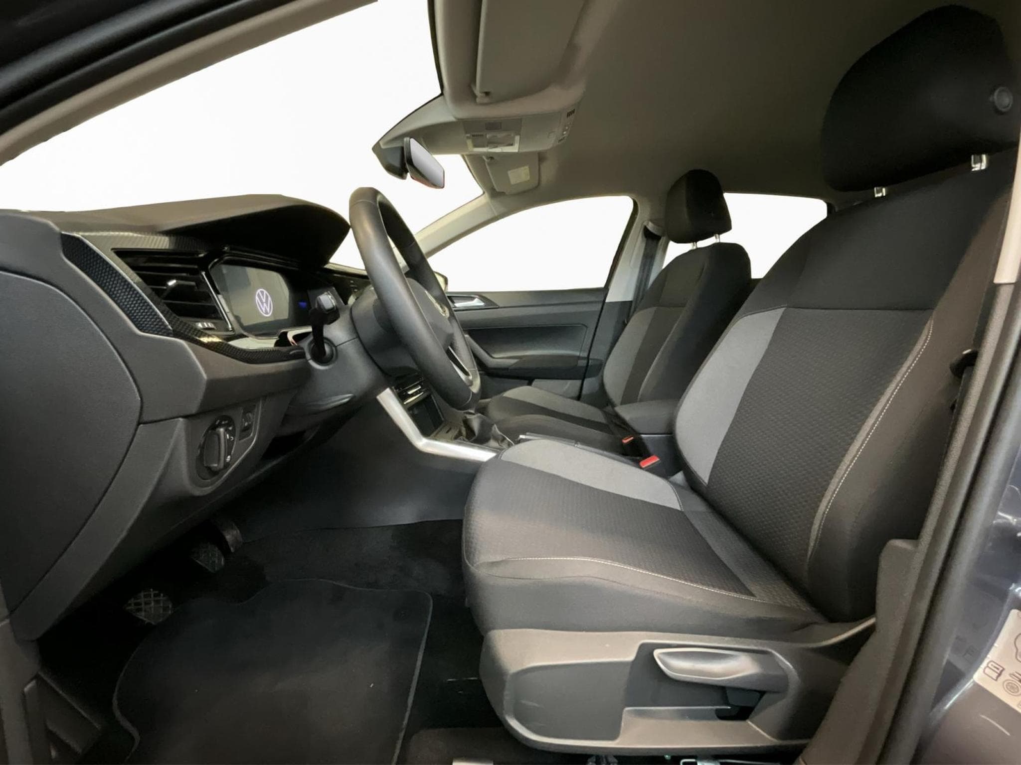 VW Polo Life+P.ASS+P.Lumiere+TSI+DAB (2025) - Foto 9