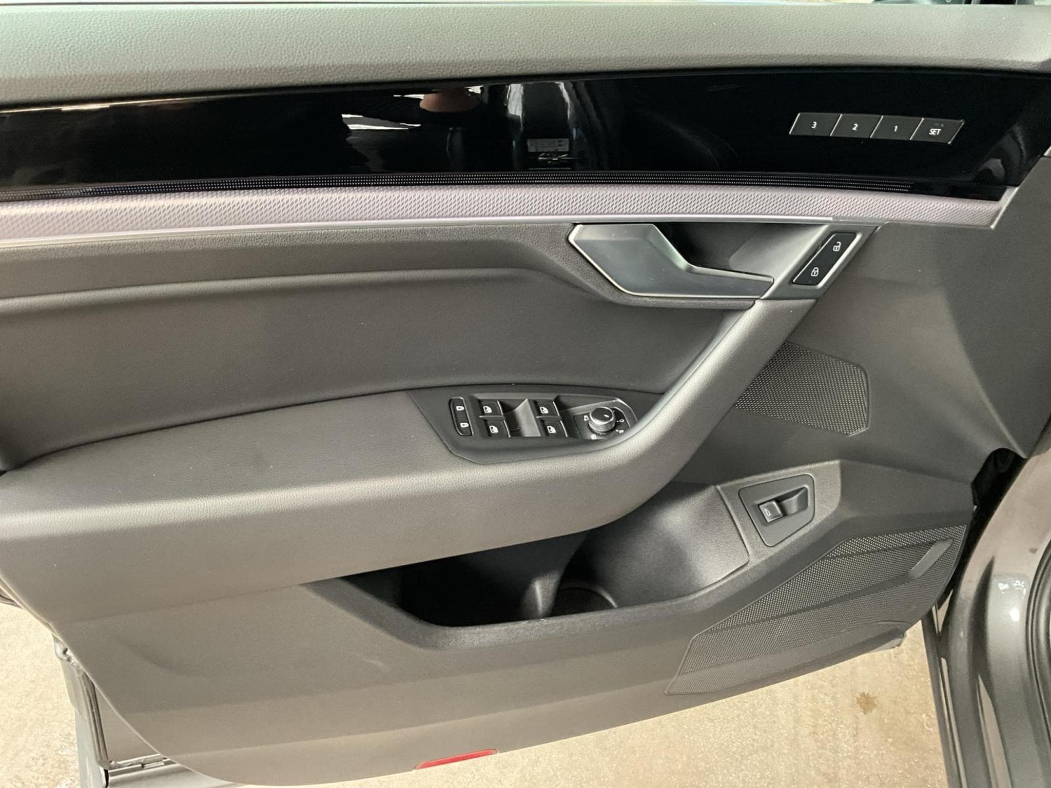 VW Touareg R-Line+4M+Aut.+Matrix-Led (2023) - Foto 14