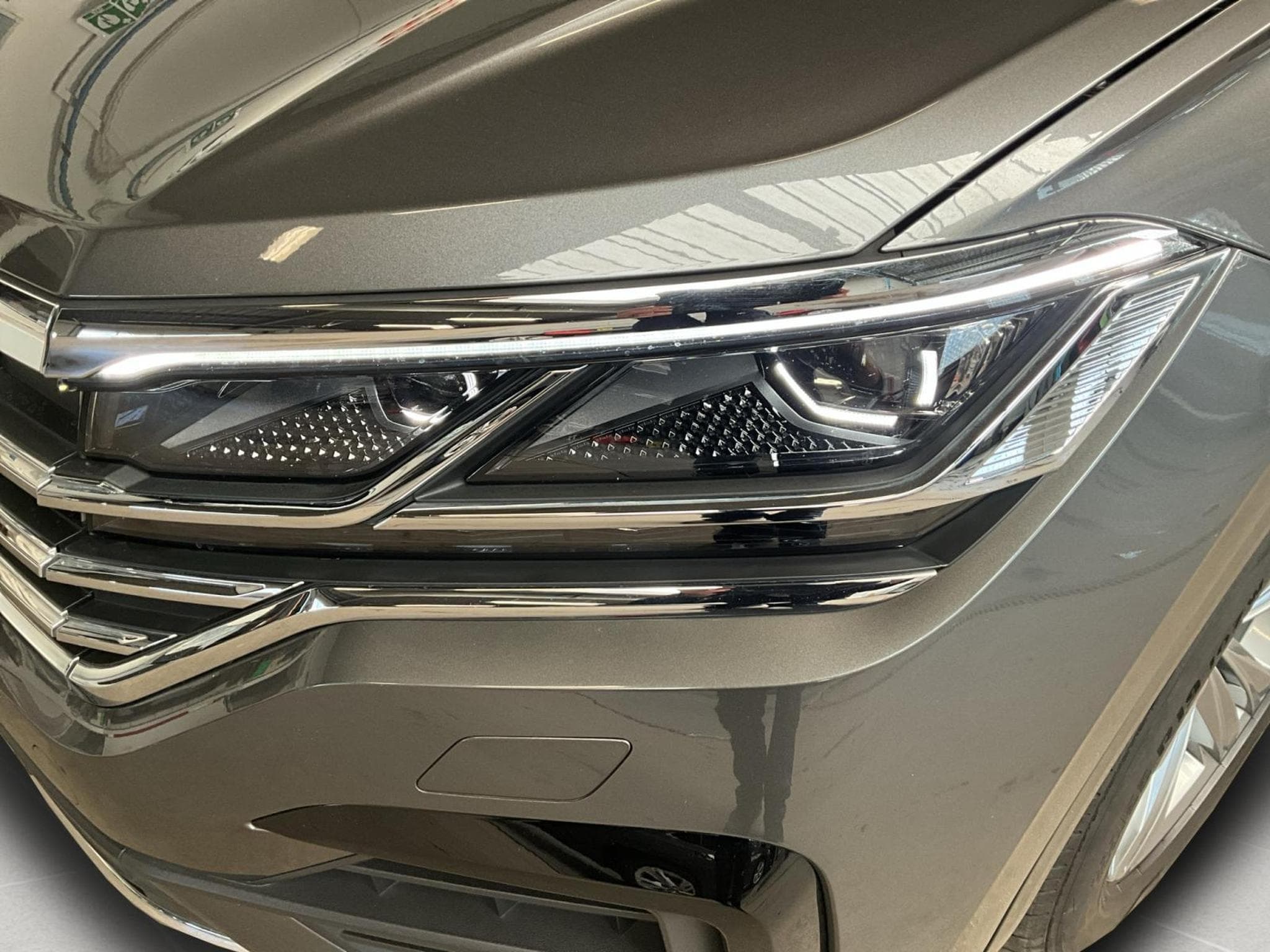 VW Touareg R-Line+4M+Aut.+Matrix-Led (2023) - Foto 17