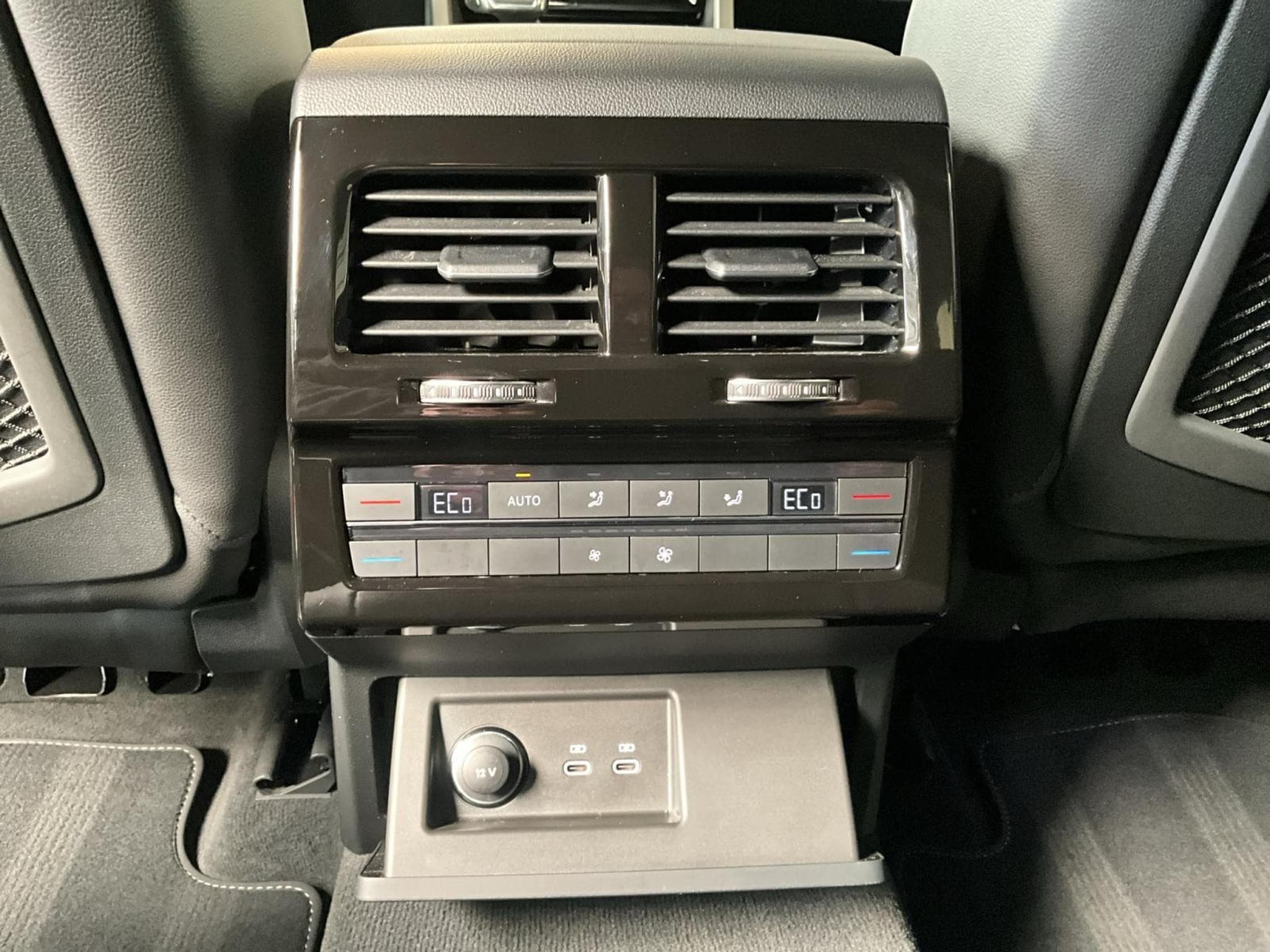 VW Touareg R-Line+4M+Aut.+Matrix-Led (2023) - Foto 21