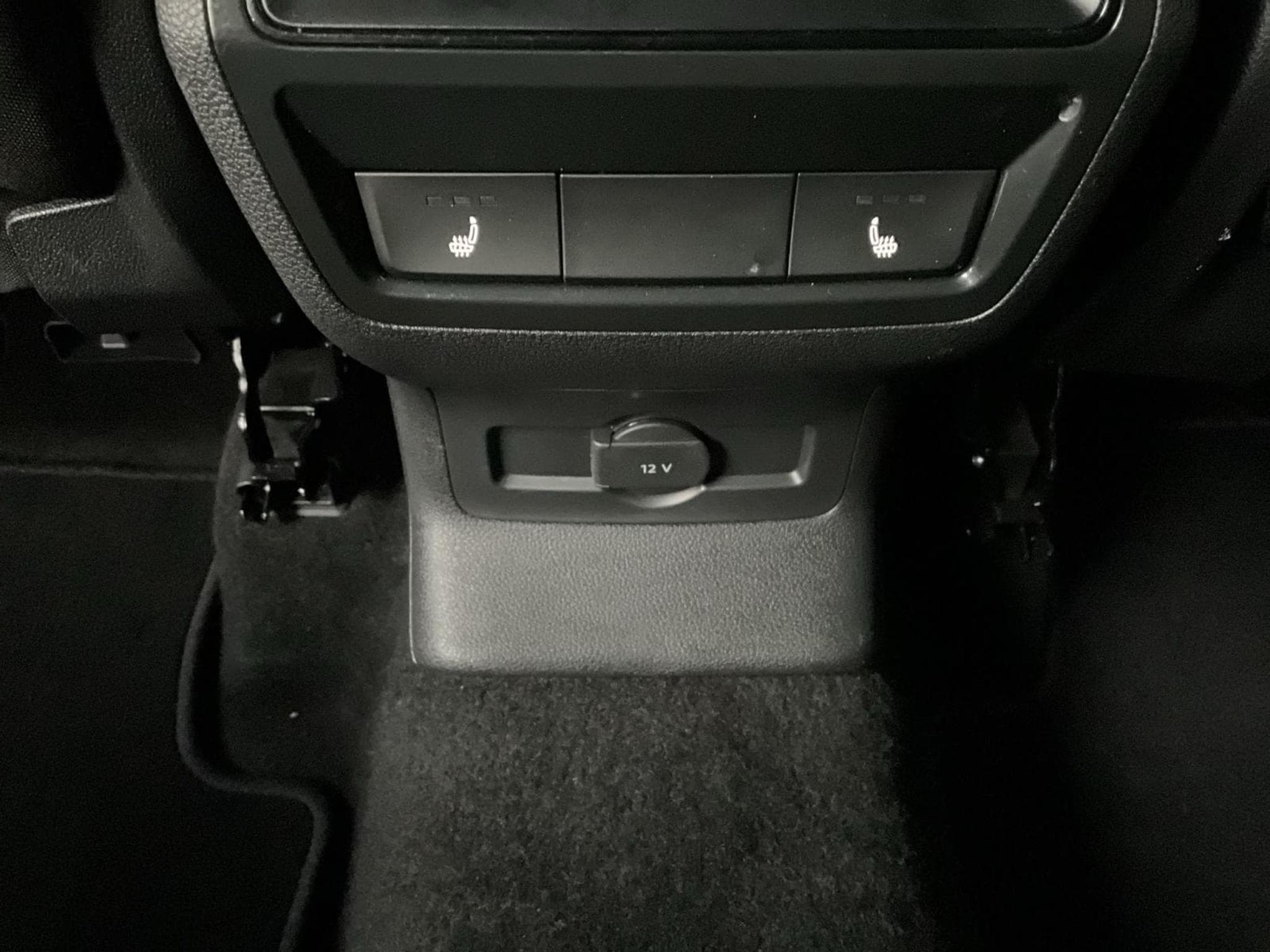 Skoda Karoq Sportline+DSG+KESSY+P.Travel-Ass.+AHK (2025) - Foto 19