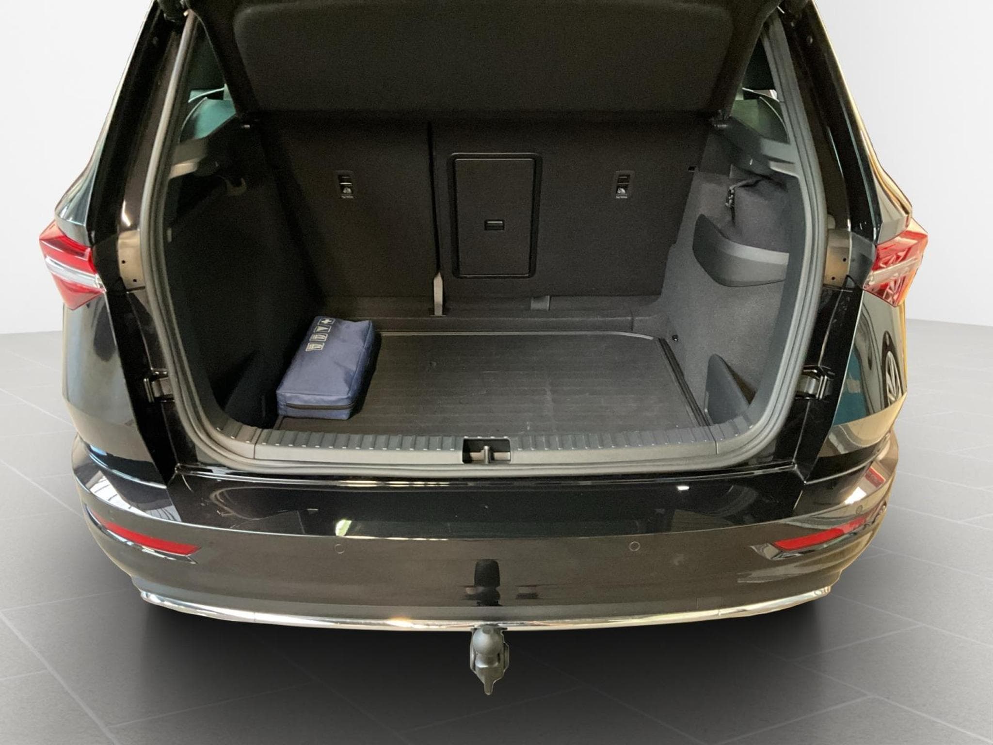 Skoda Karoq Sportline+DSG+KESSY+P.Travel-Ass.+AHK (2025) - Foto 21