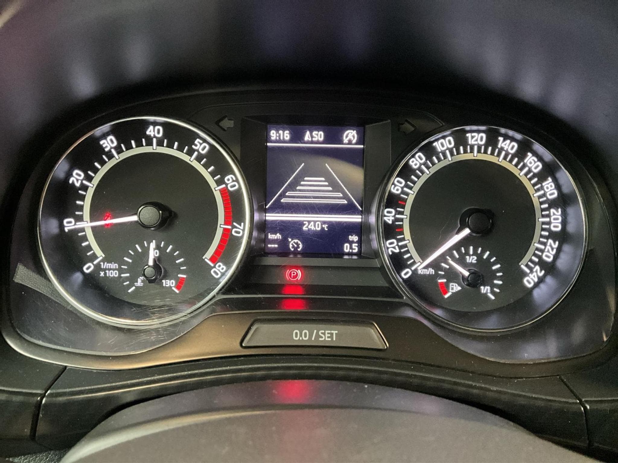 Skoda Fabia Monte-Carlo+BVM+Pano+RearView+Connect&Travel (2021) - Photo 11