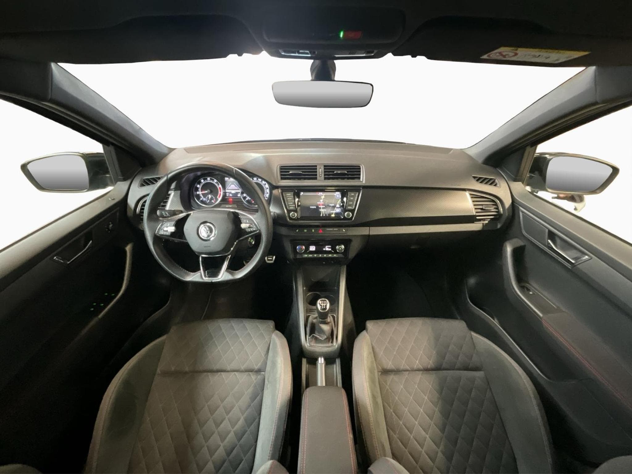 Skoda Fabia Monte-Carlo+BVM+Pano+RearView+Connect&Travel (2021) - Photo 2