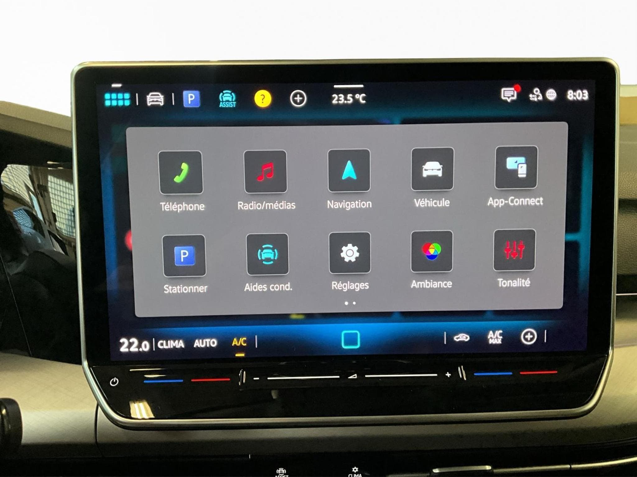 VW Golf Life+DSG+Navi+LED (2025) - Photo 13