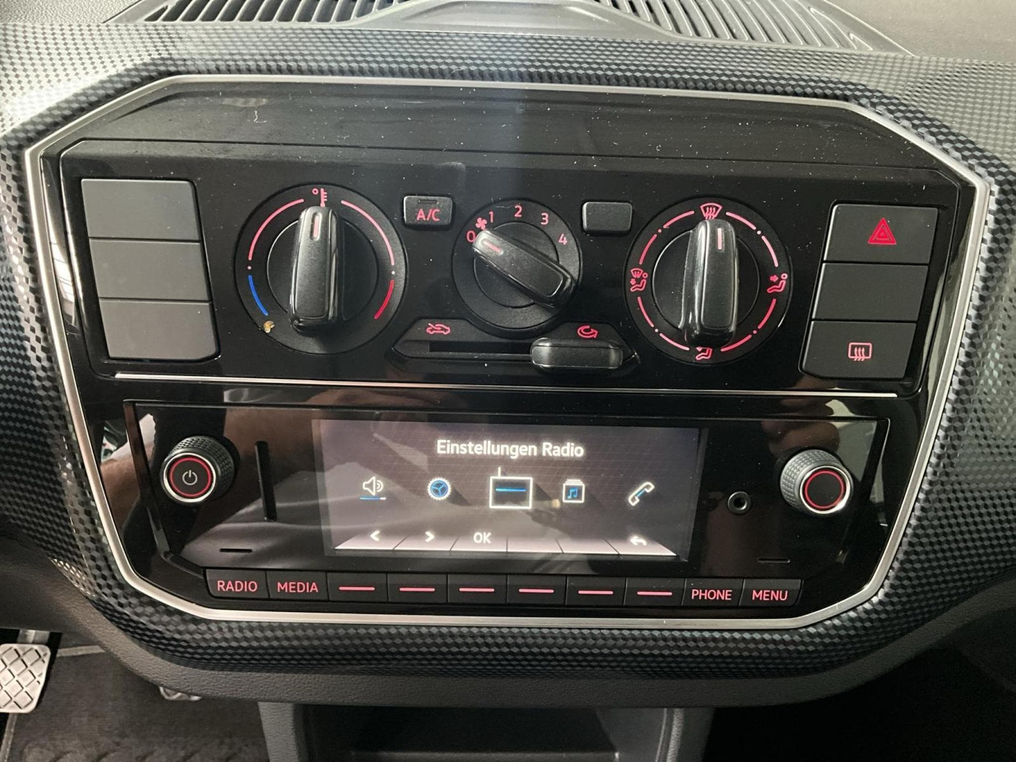VW UP 1.0+Move-Up!+BVM+Klima (2018) - Photo 13