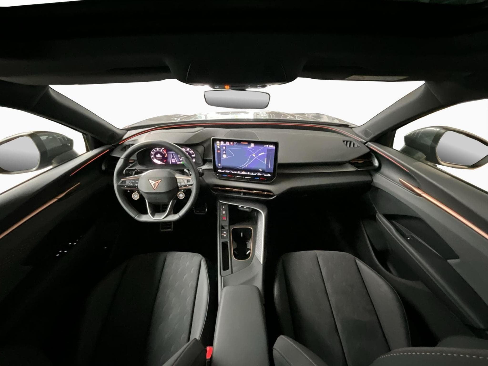 Cupra Terramar DSG+Pure-Performance+AHK+Moon-Light+Pano (2025) - Photo 2