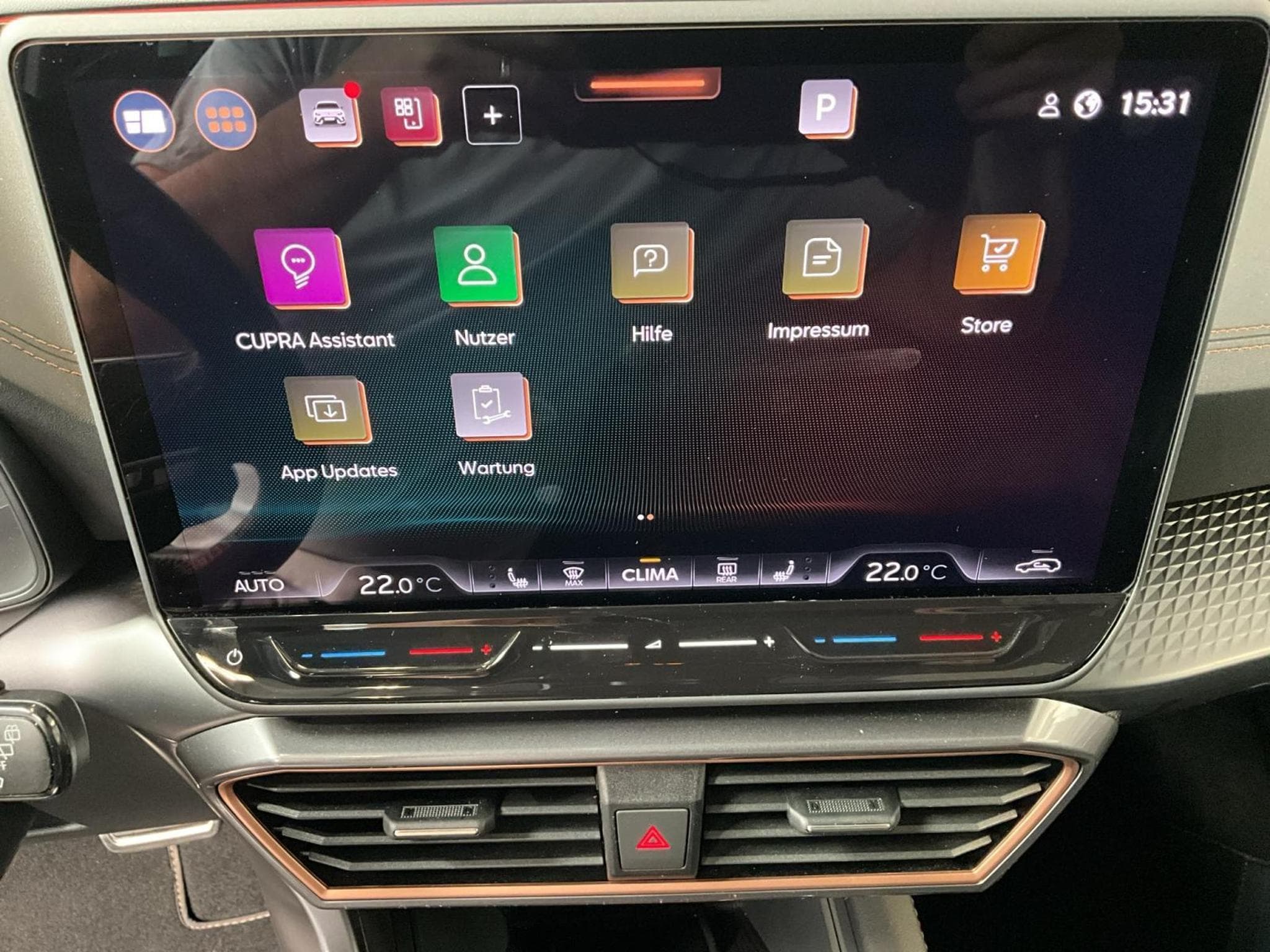 Cupra Leon DSG+Dinamica+Pure-Perf.+Int.-Drive+RearView (2025) - Photo 18