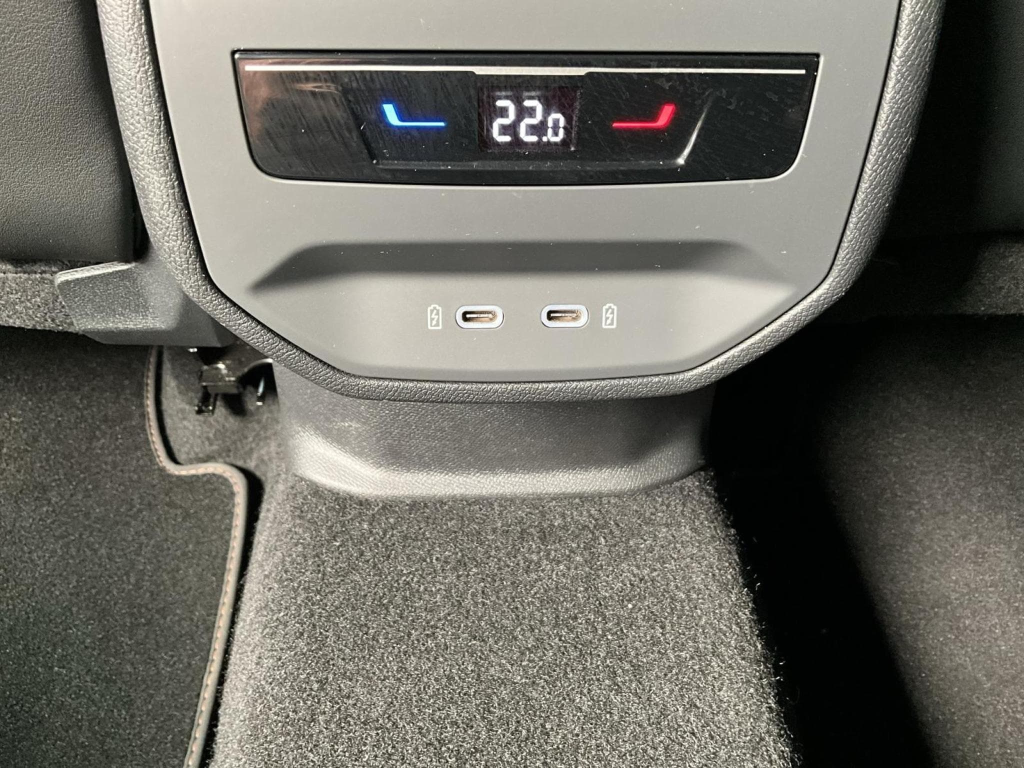 Cupra Leon DSG+Dinamica+Pure-Perf.+Int.-Drive+RearView (2025) - Photo 20
