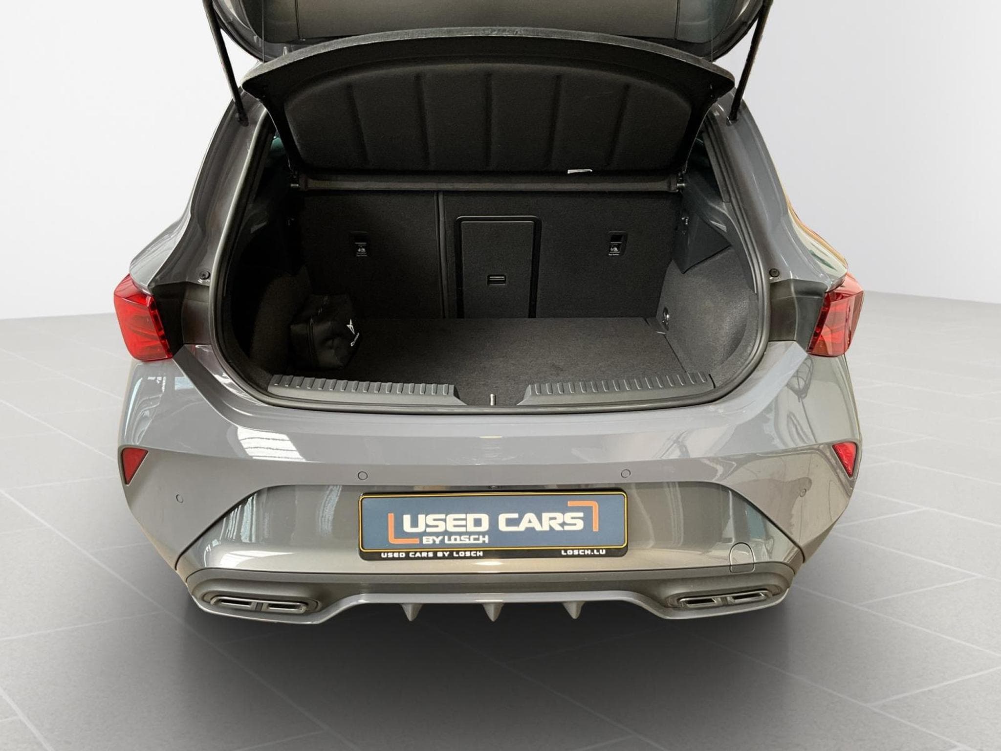 Cupra Leon DSG+Pure-Perf.+Dynamic-Design+Immersive (2025) - Photo 16