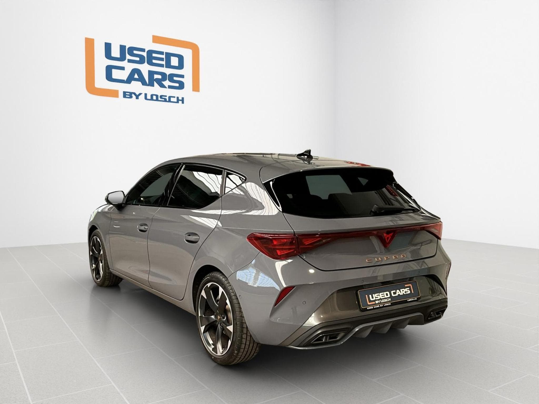 Cupra Leon DSG+Pure-Perf.+Dynamic-Design+Immersive (2025) - Photo 6