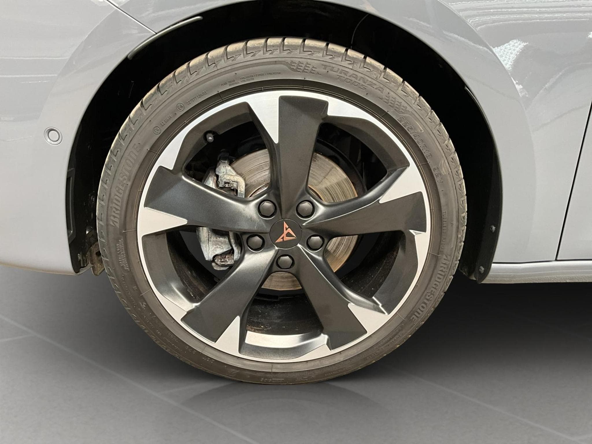 Cupra Leon DSG+Pure-Perf.+Dynamic-Design+Immersive (2025) - Photo 8