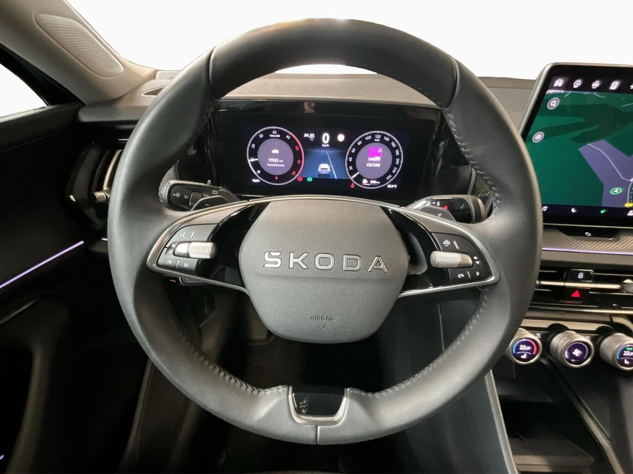 Skoda Kodiaq Selection+DSG+RearView+Navi+LED+digi (2025) - Photo 10