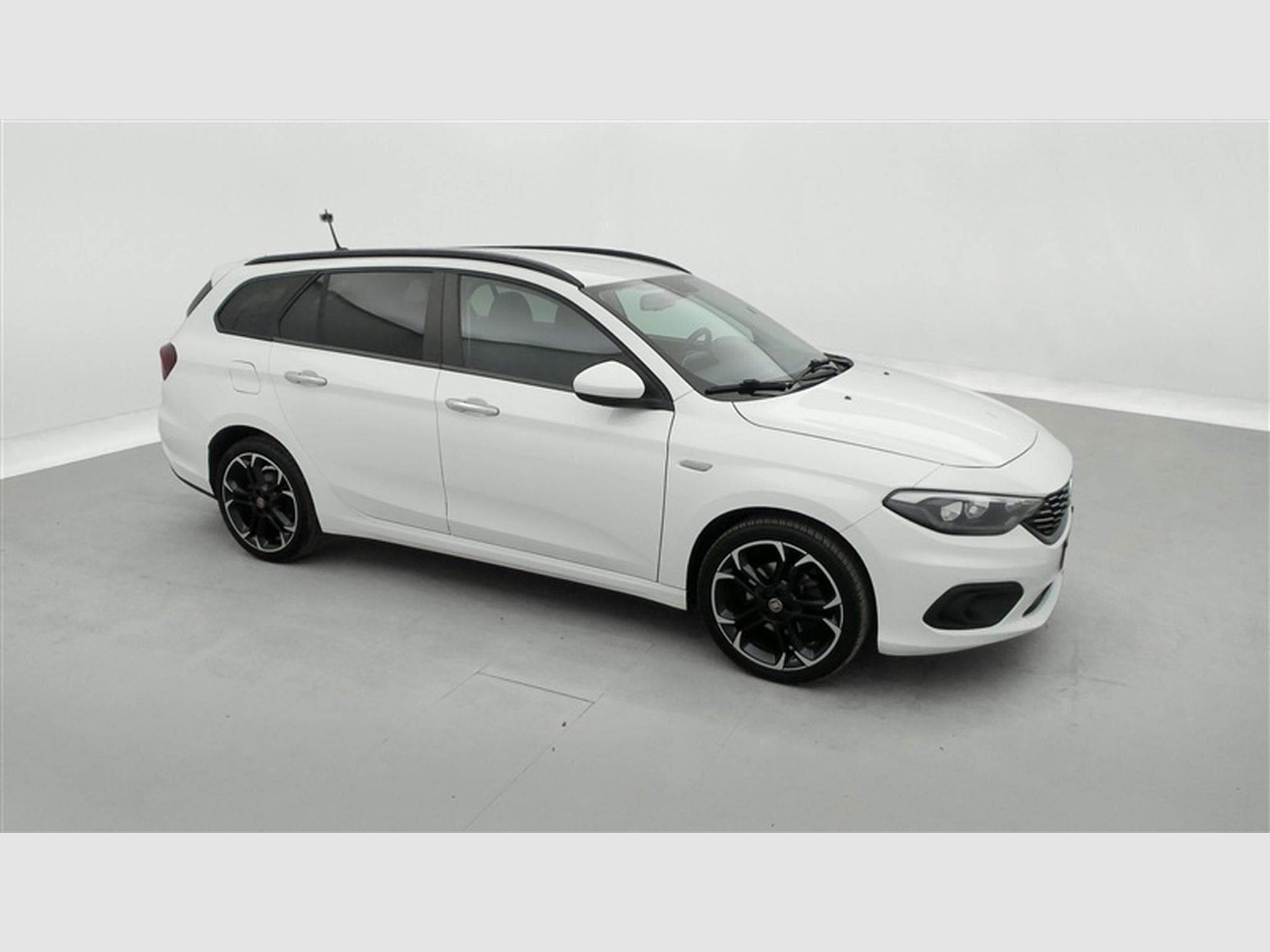 Fiat Tipo SW 1.4i Lounge (EU6d-TEMP) (2020) - Photo 22