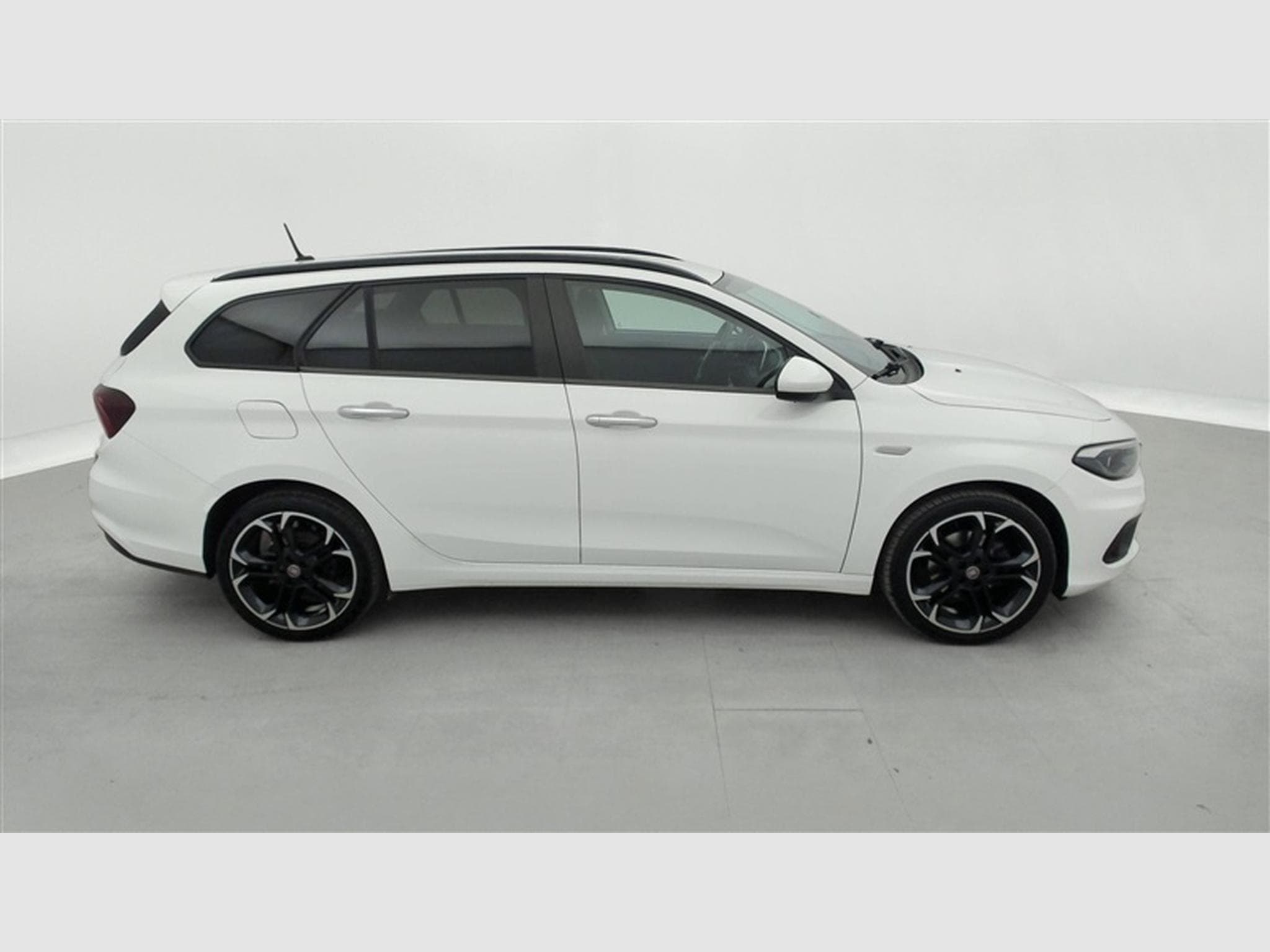 Fiat Tipo SW 1.4i Lounge (EU6d-TEMP) (2020) - Photo 23