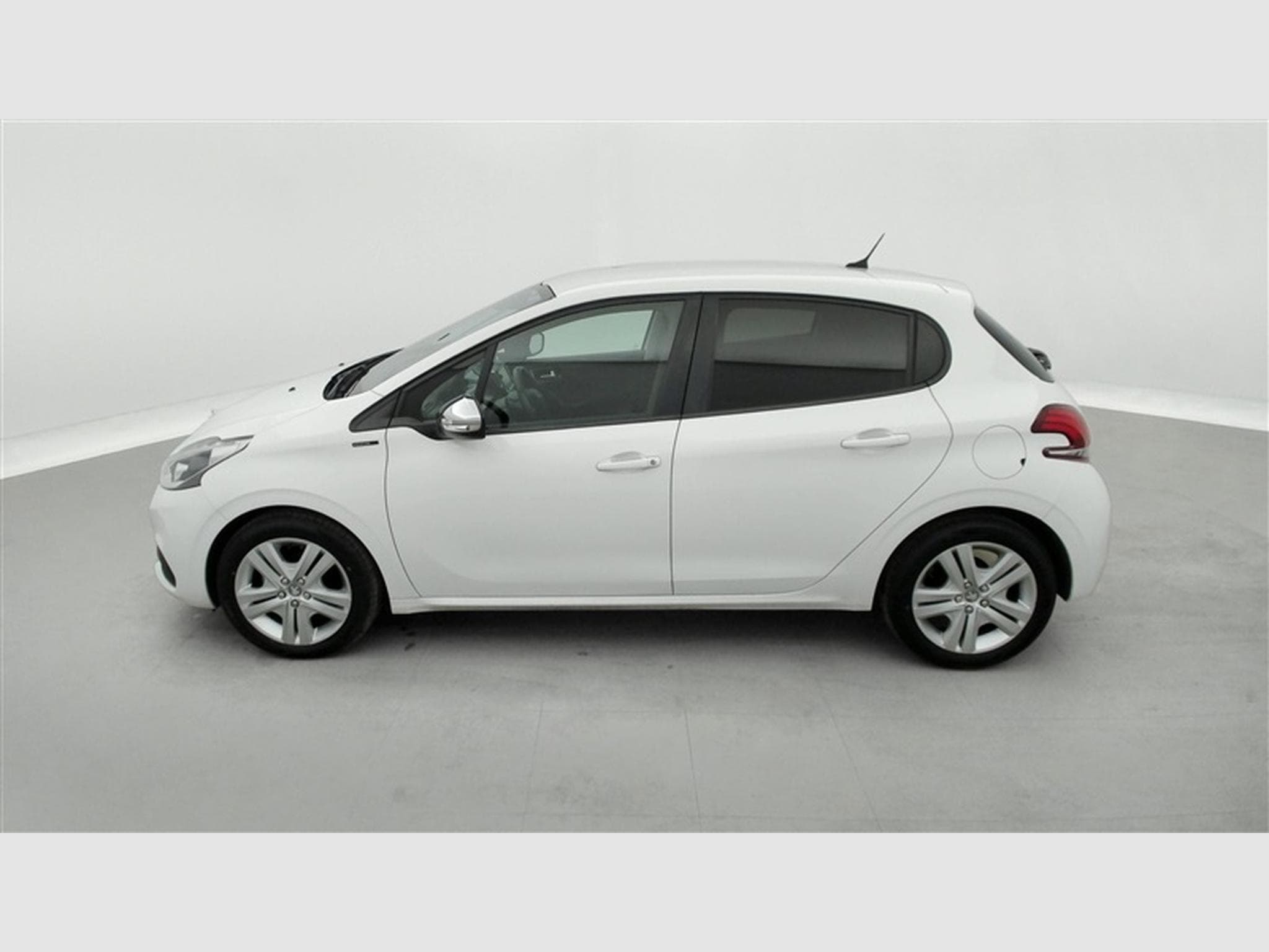 Peugeot 208 1.2i PureTech Signature CARPLAY / PDC (2019) - Photo 3