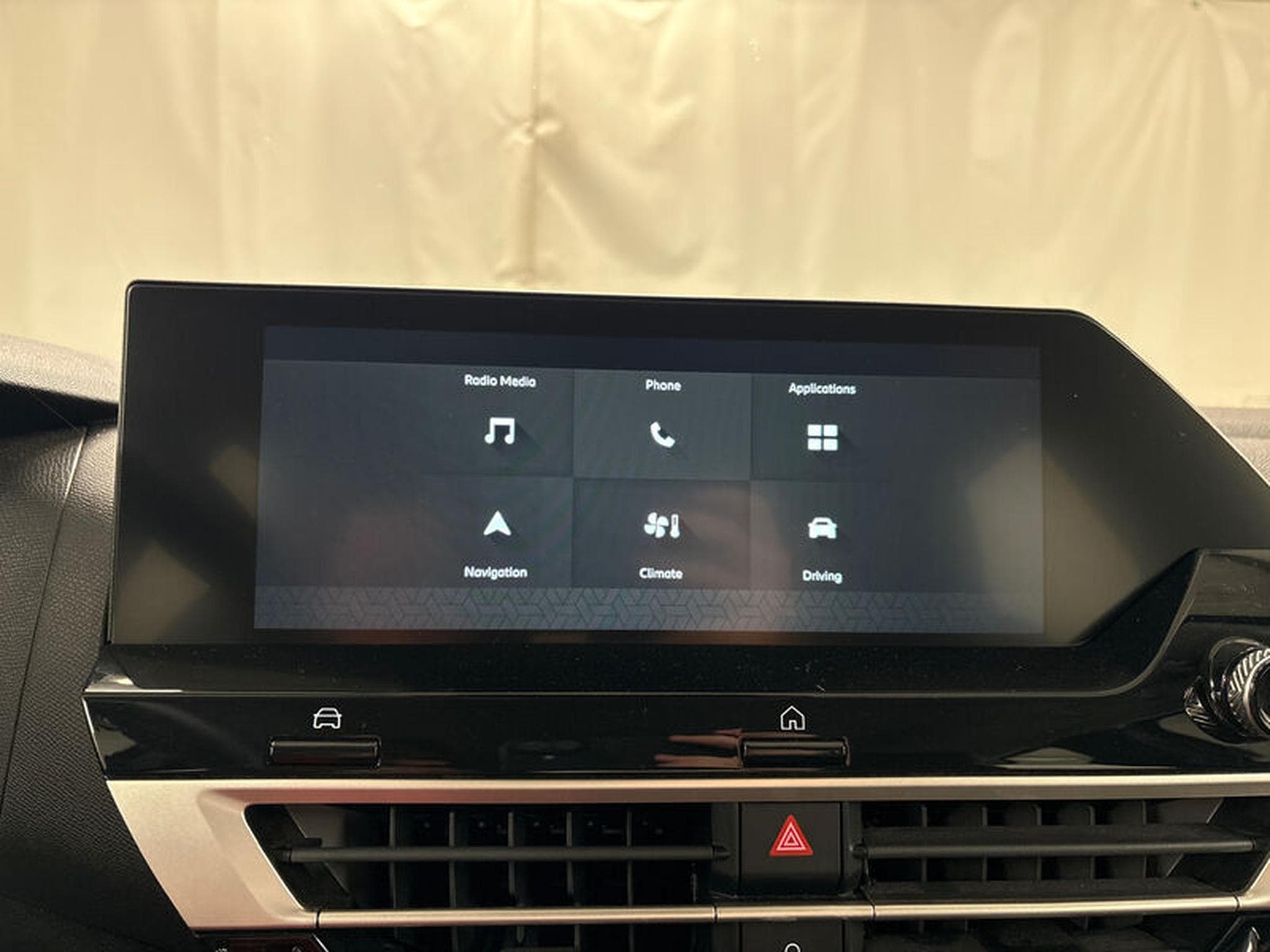 Citroen C4 Plus (2025) - Foto 10