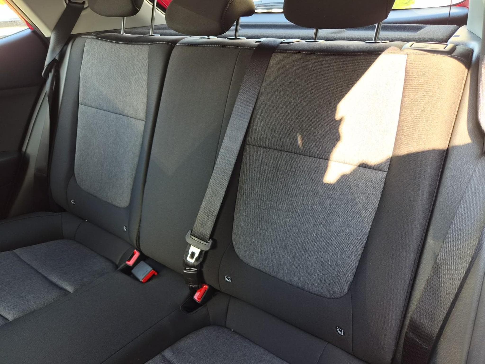 Kia Stonic Standard (2026) - Foto 11