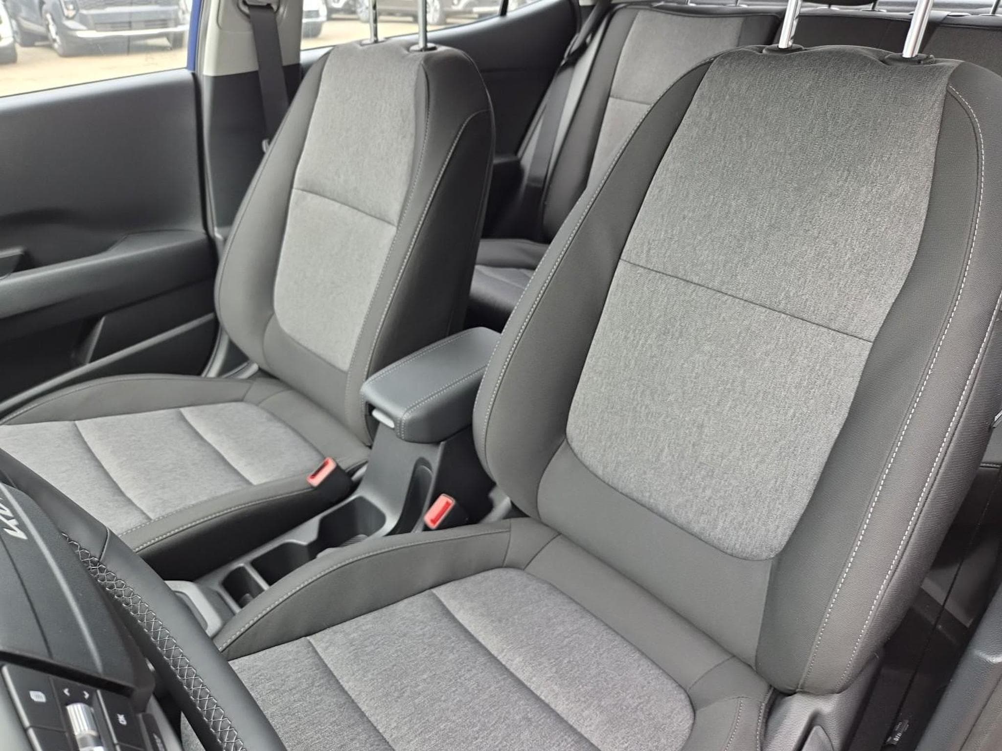 Kia Stonic Standard (2026) - Foto 12