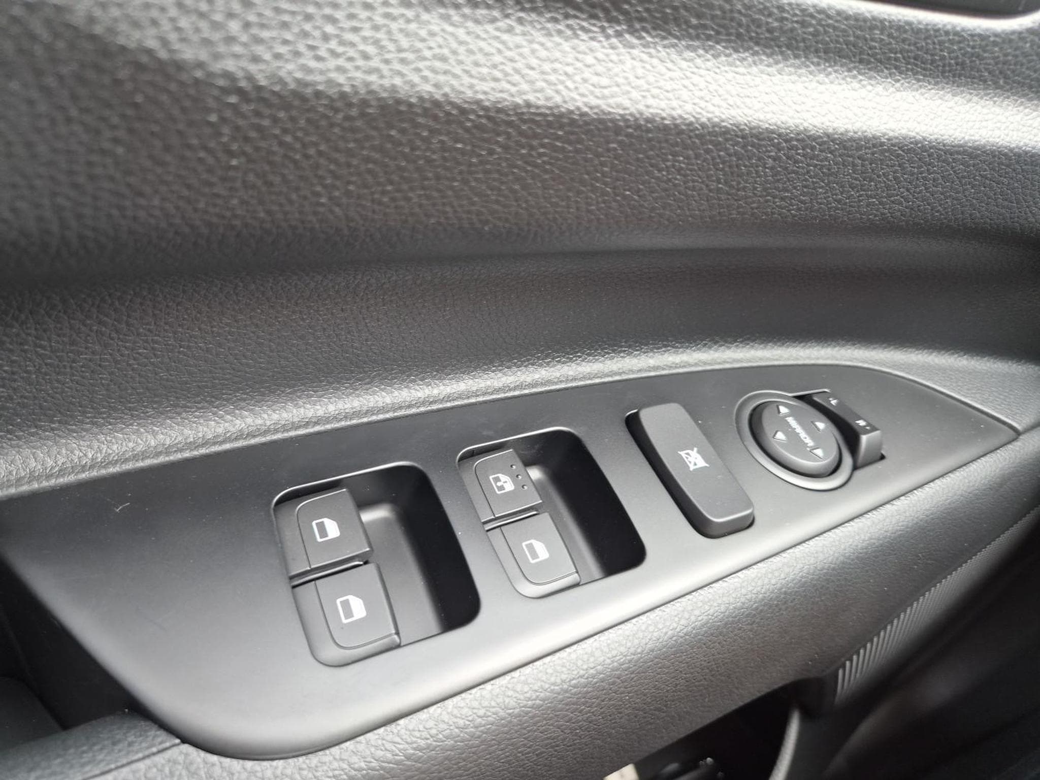 Kia Stonic Standard (2026) - Foto 13