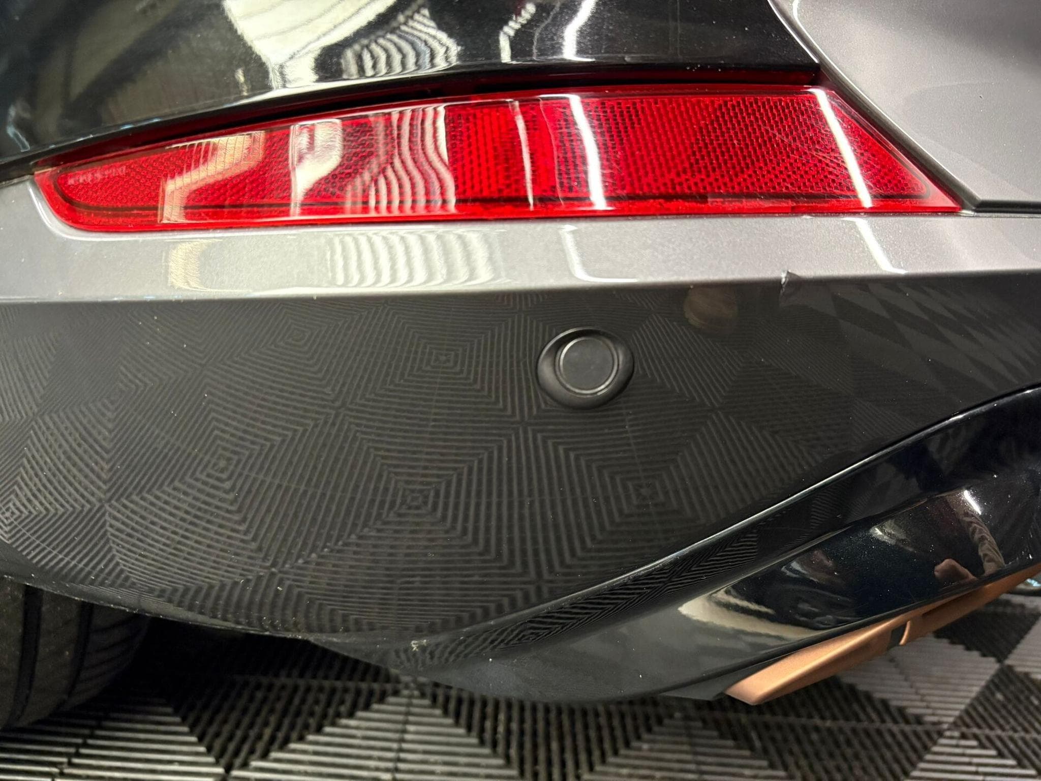 Cupra Formentor 1.4 hybride rechargeable 245 CV DSG6 (2023) - Photo 6