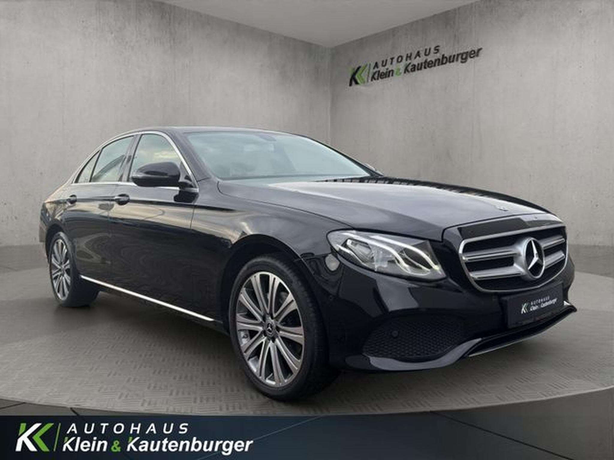 Mercedes E 200 E 200 Avantgarde+LED+SCHIEBEDACH+VOLL-SCHECKHEFT (2017) - Photo 3