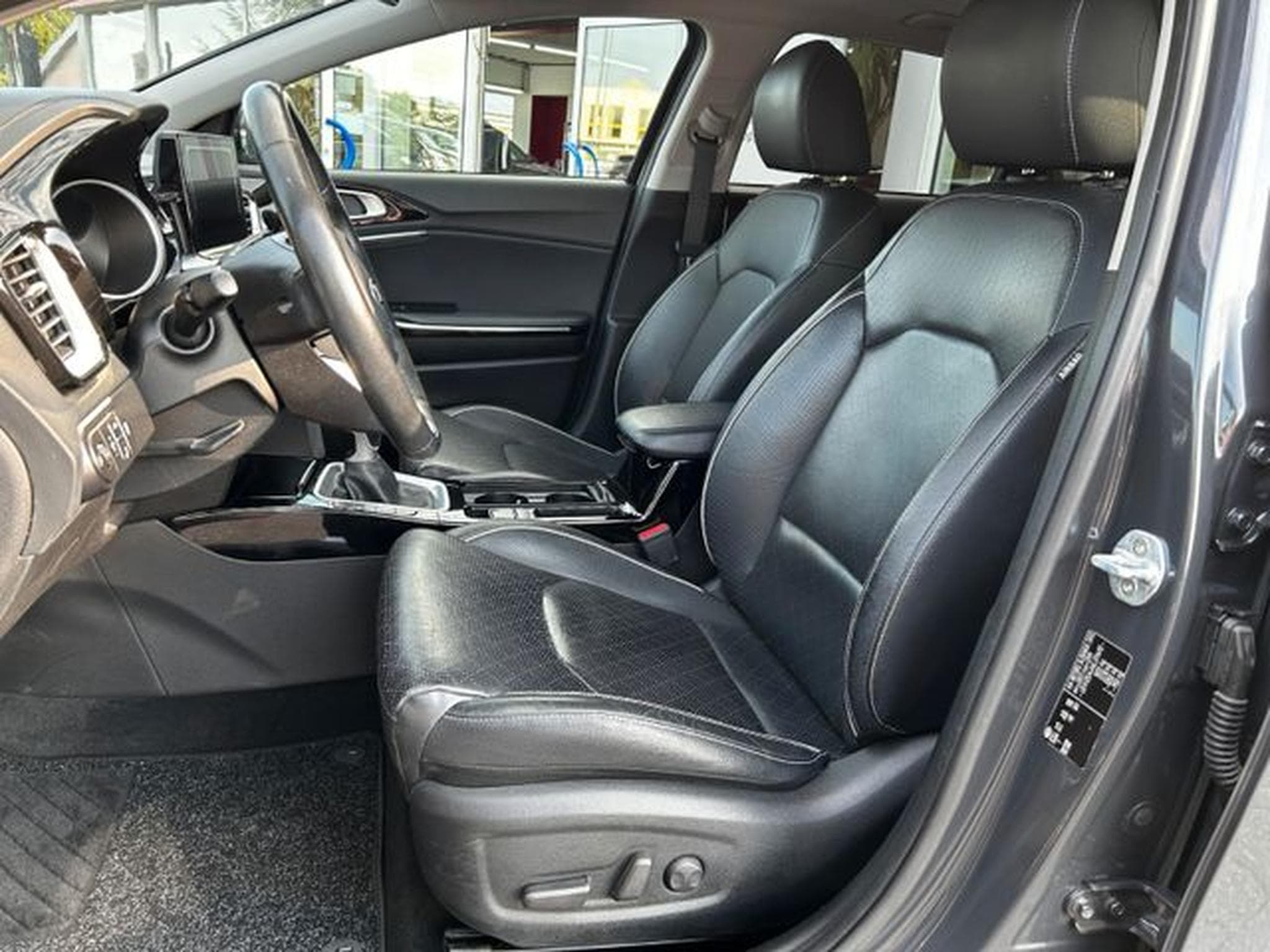 Kia Ceed Ceed 1.4 T-GDI Platinum Navi Kamera Leder Pano (2018) - Photo 10