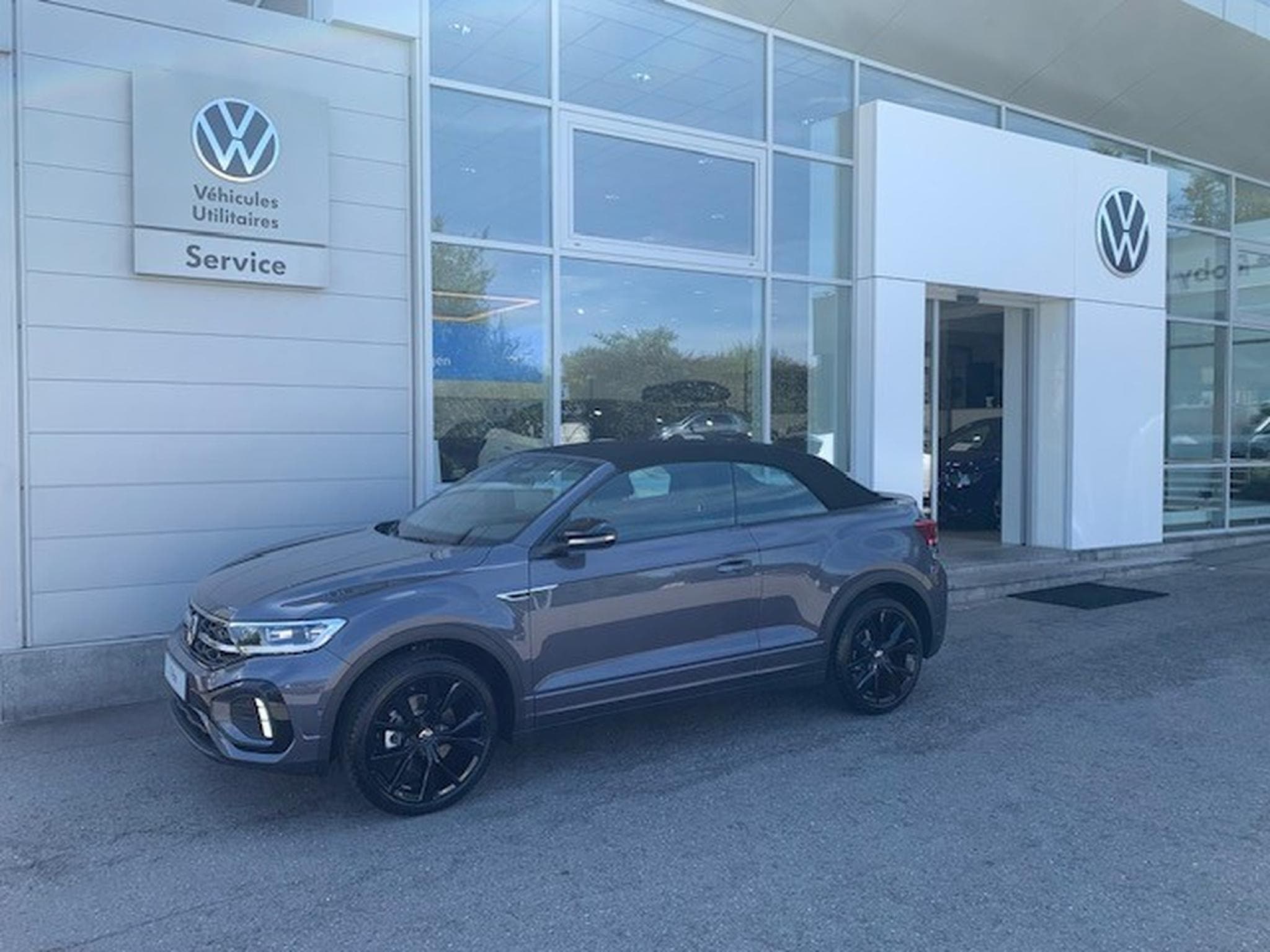 VW T-Roc CABRIO R-LINE BLACK STYLE 1.5TSI 150CV DSG7 (2026) - Foto 2