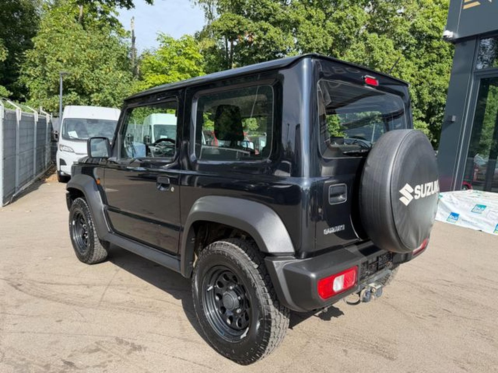 Suzuki Jimny JIMNY ALLGRIP *AUT*1.HAND*KLIMA*4-SITZER*AHK*SHZ (2019) - Photo 8