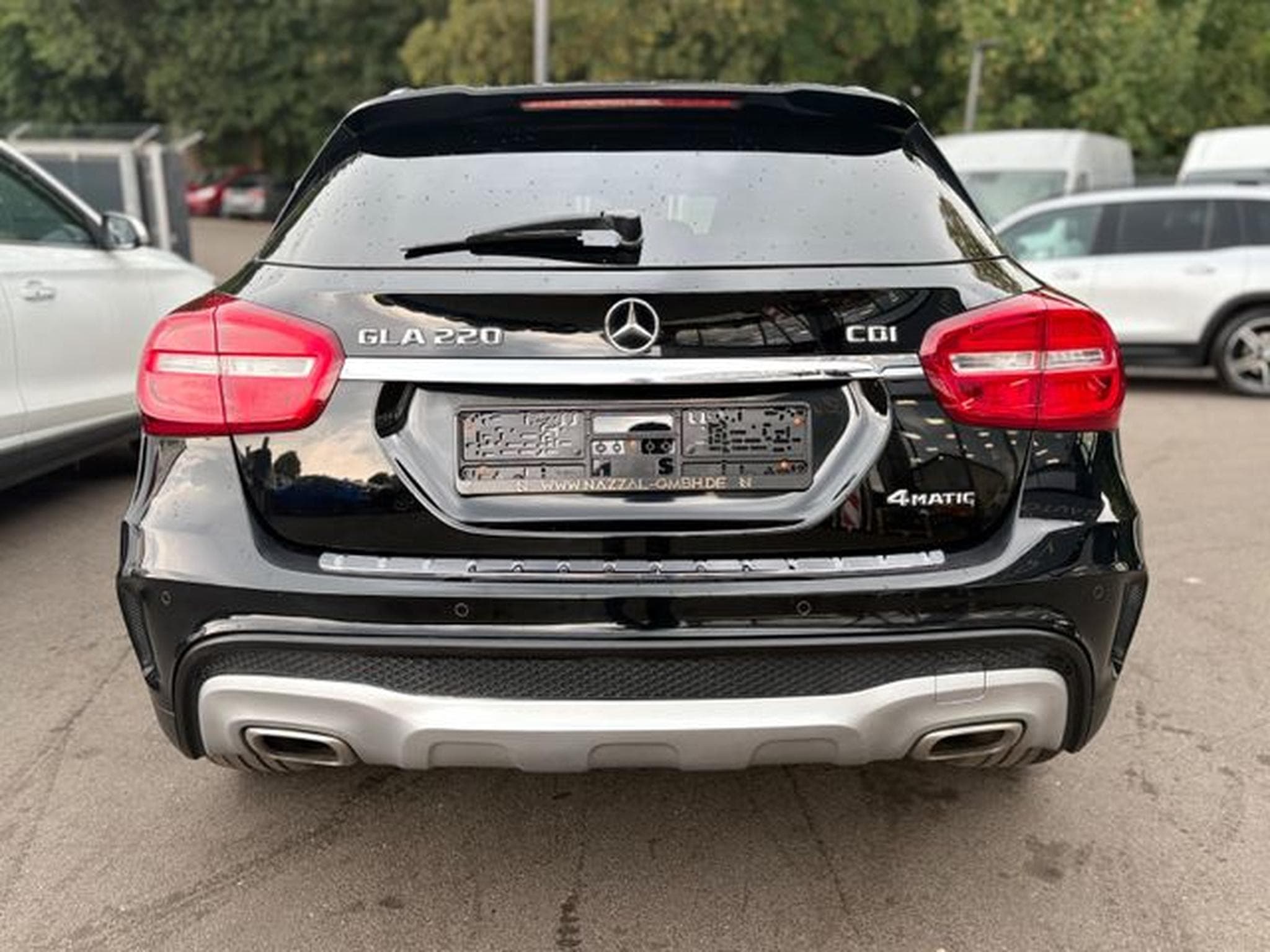 Mercedes GLA 220 GLA 220D 4MATIC *AMG-LINE*FACELIFT*LED*AUT*KAM* (2015) - Photo 8