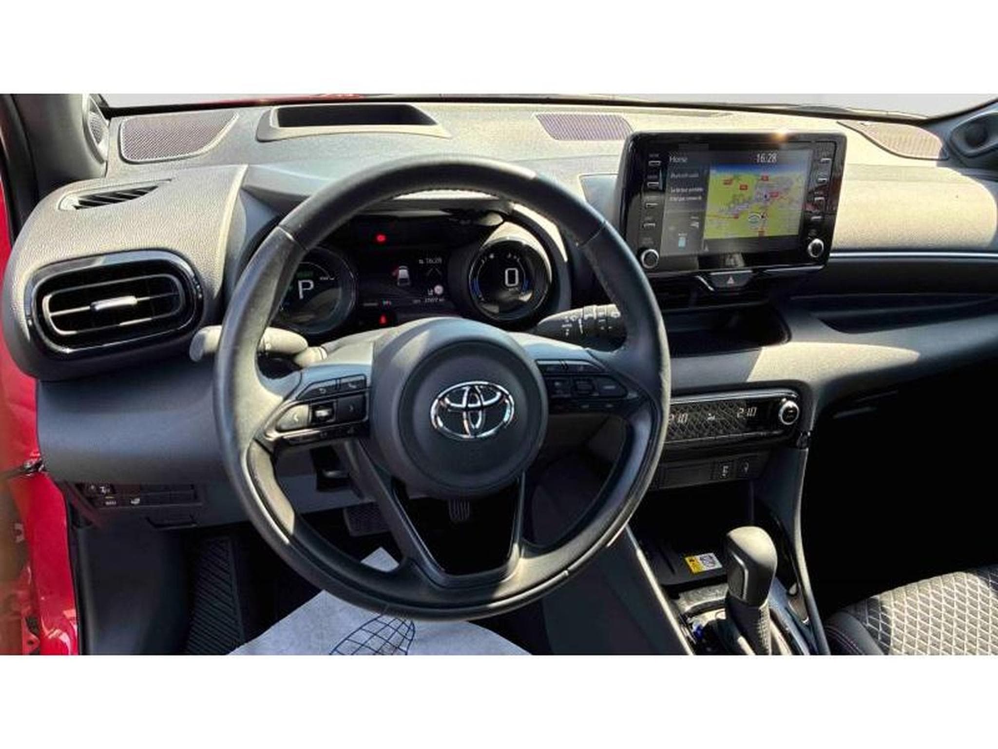 Toyota Yaris Première (2021) - Photo 13