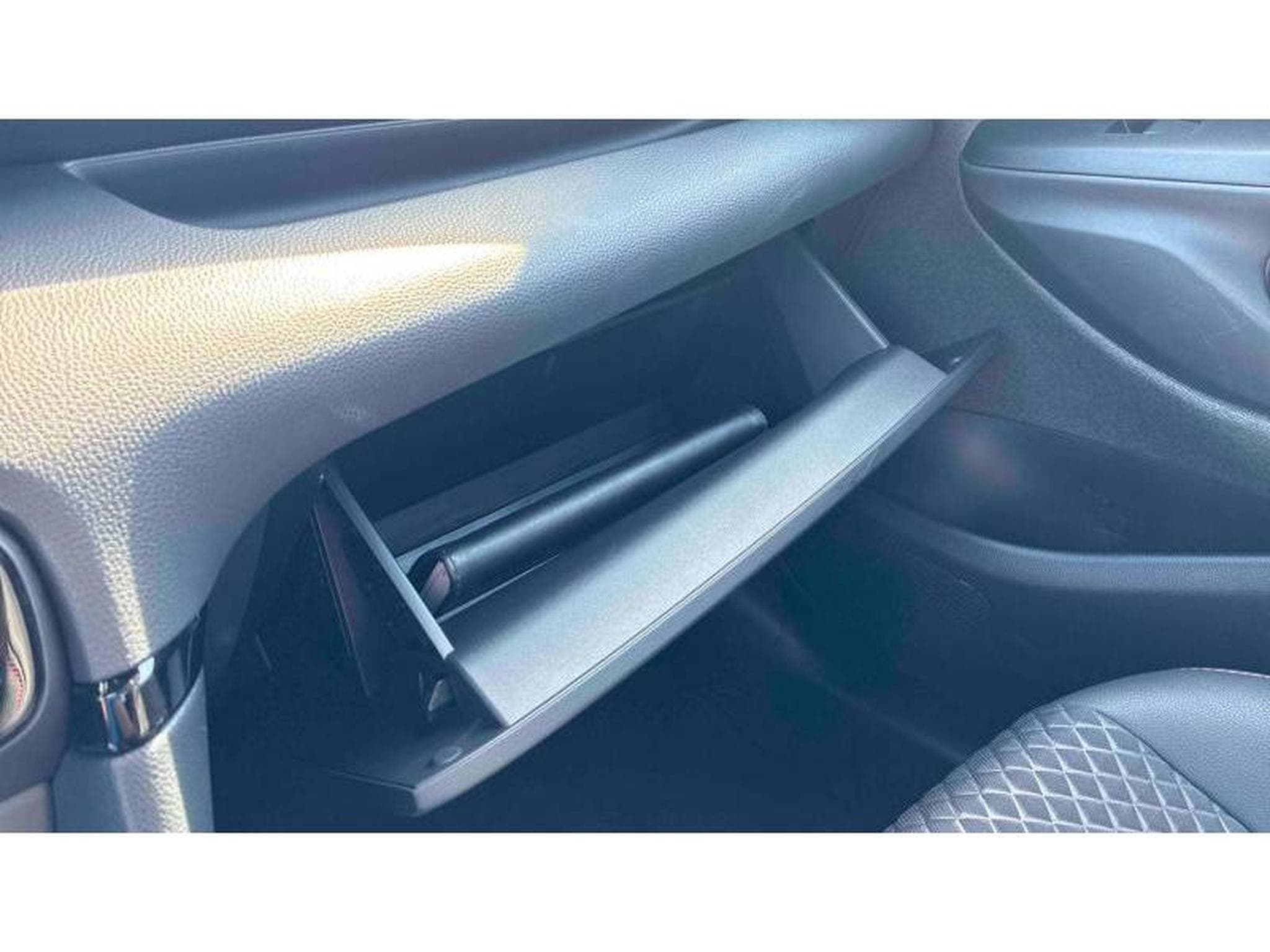 Toyota Yaris Première (2021) - Photo 26