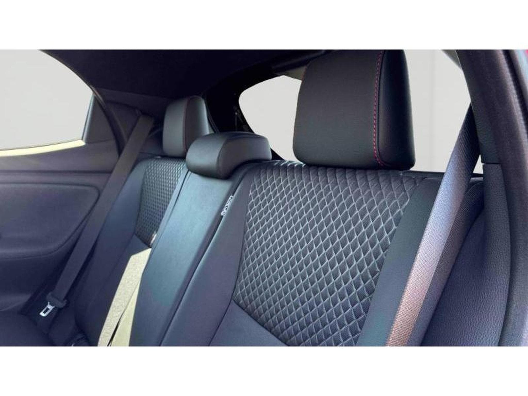 Toyota Yaris Première (2021) - Photo 9