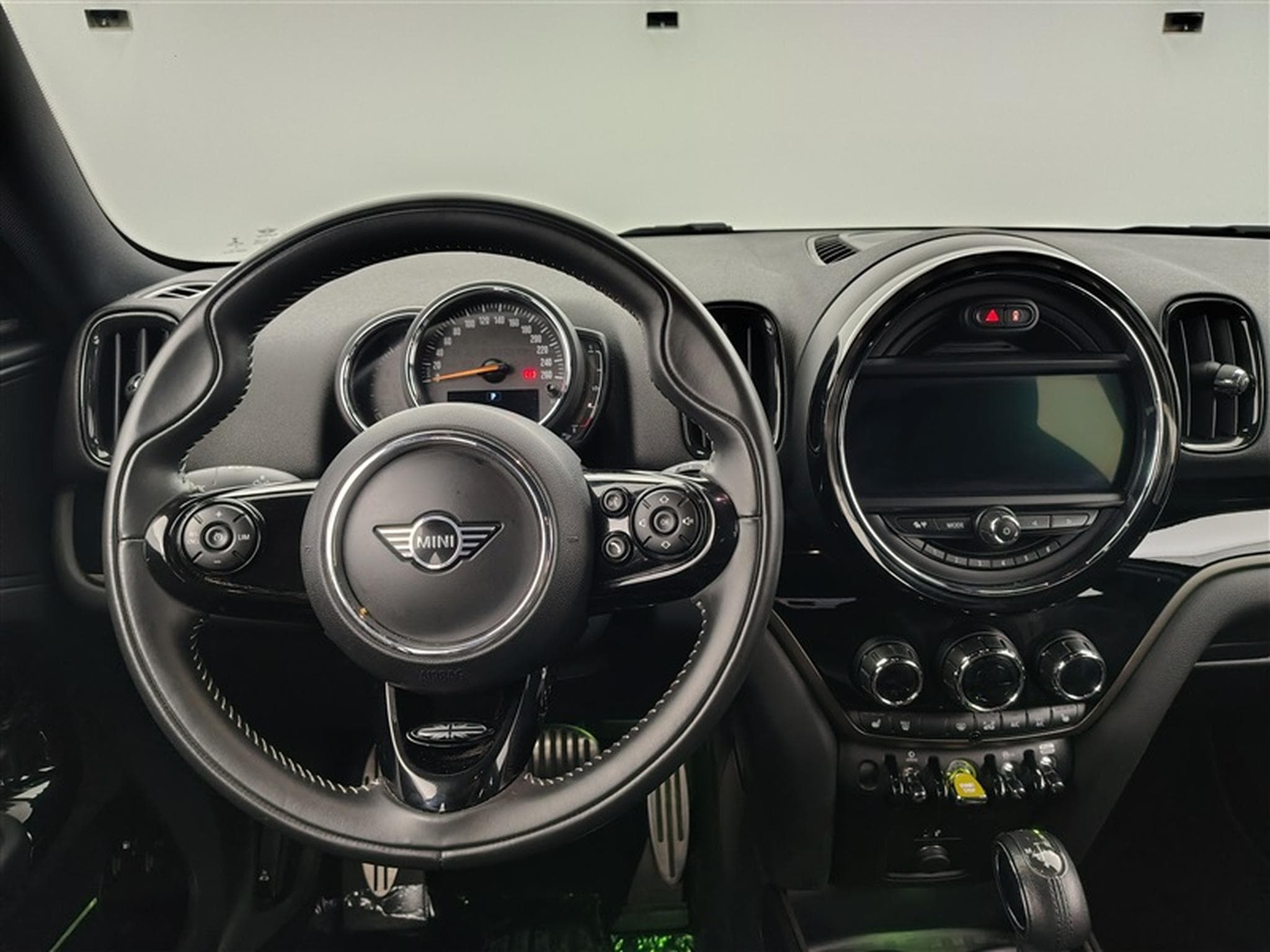 MINI Countryman 1.5A Cooper OPF (EU6d-TEMP) (2019) - Foto 9
