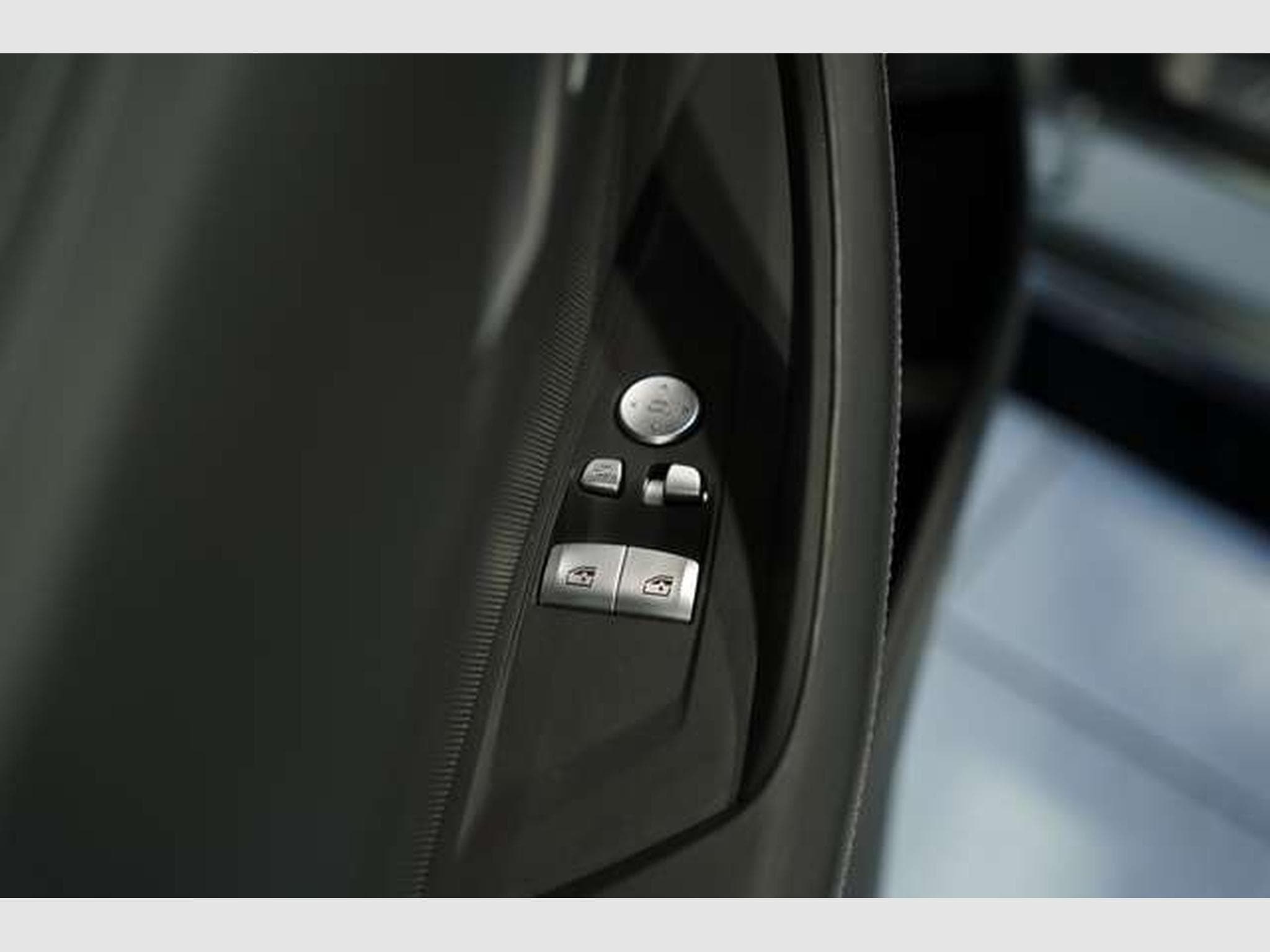 BMW M4 xD Competition Coupé *2.H *20 *Laser*Carbon (2023) - Photo 27