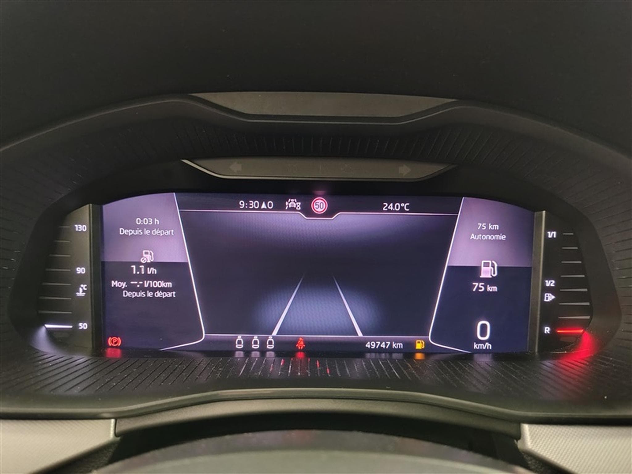 Skoda Kamiq 1.0 TSI Ambition NAVI/CARPLAY/PDC/JA (2021) - Foto 10