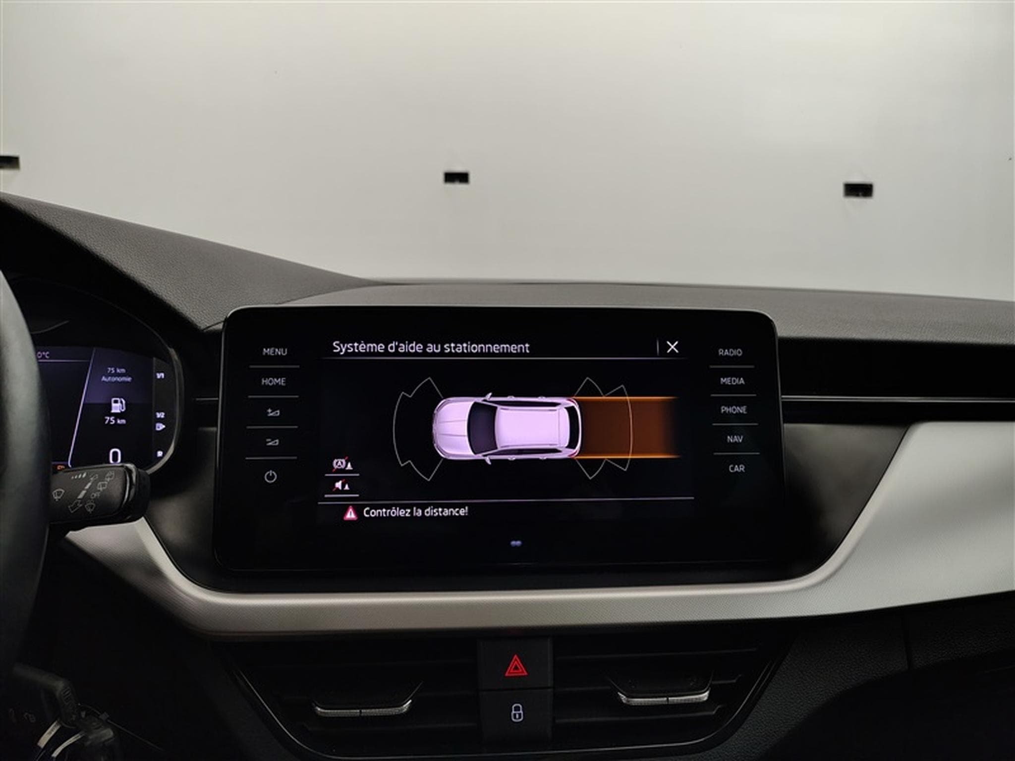 Skoda Kamiq 1.0 TSI Ambition NAVI/CARPLAY/PDC/JA (2021) - Foto 18