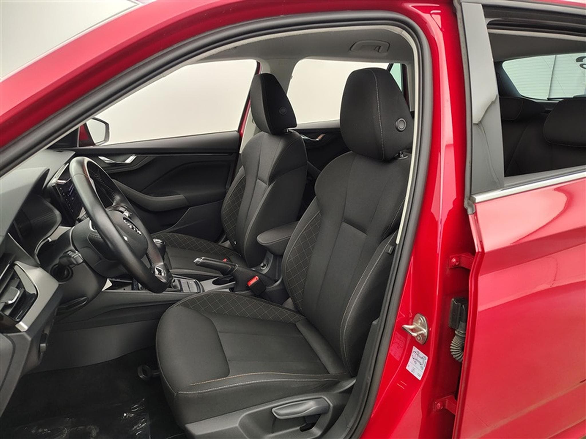 Skoda Kamiq 1.0 TSI Ambition NAVI/CARPLAY/PDC/JA (2021) - Foto 7
