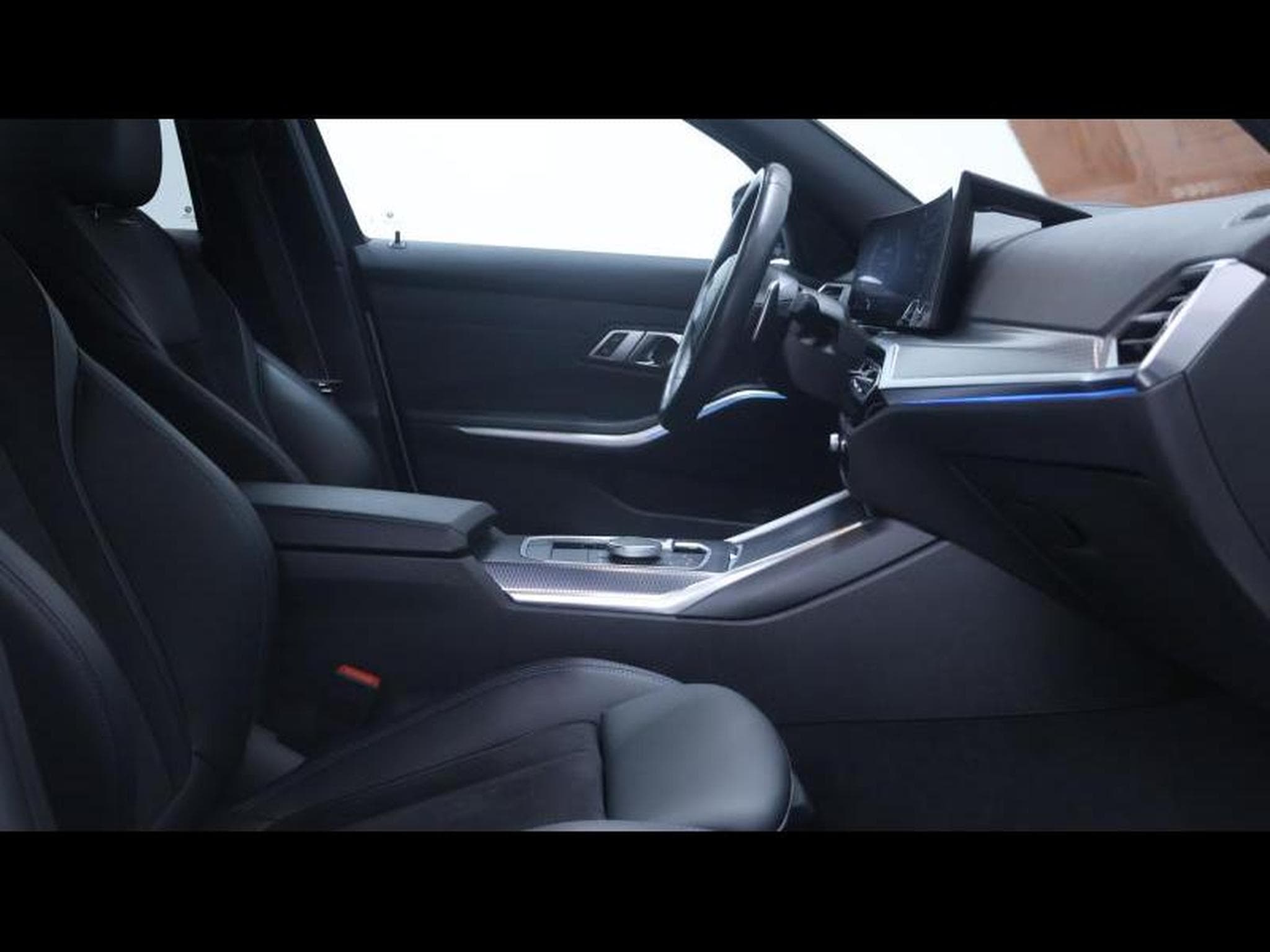 BMW 318 d M Sport Pro Steptronic (2023) - Foto 11