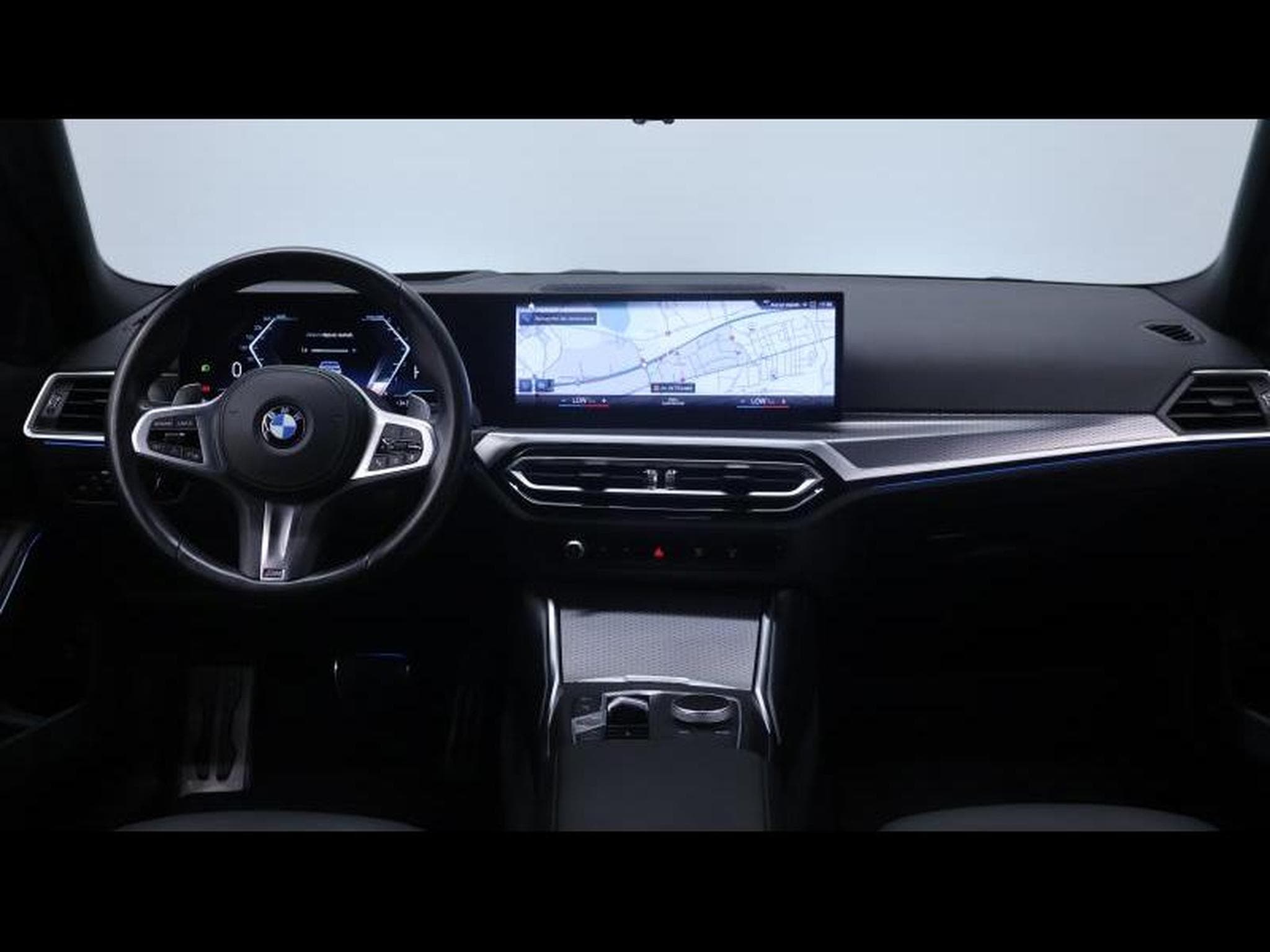 BMW 318 d M Sport Pro Steptronic (2023) - Foto 15