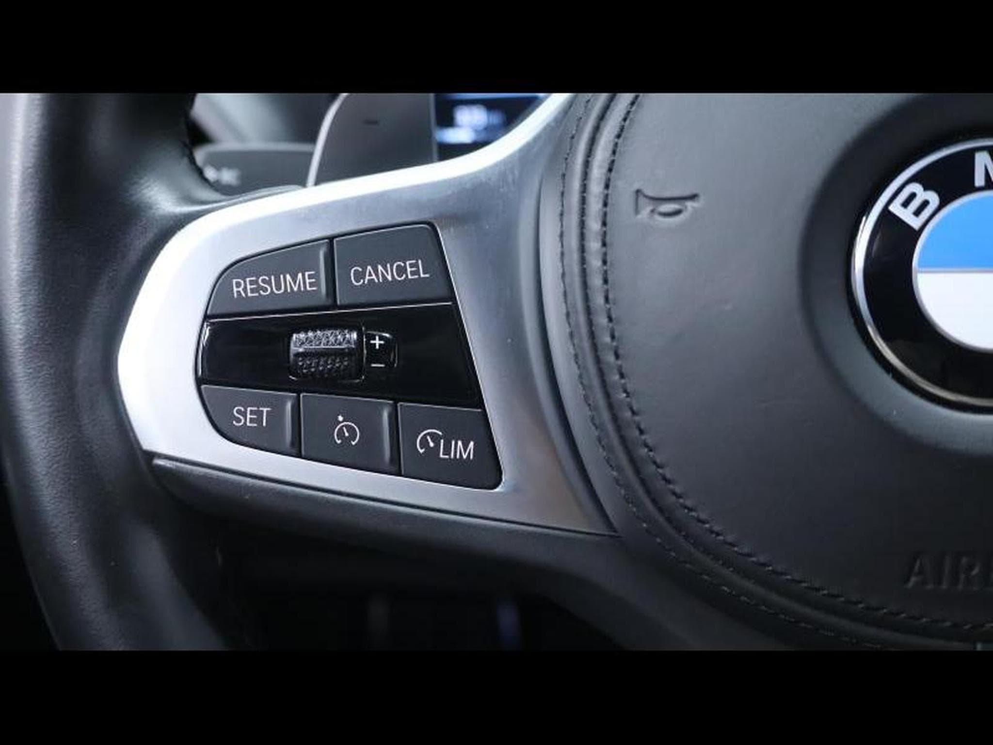 BMW 318 d M Sport Pro Steptronic (2023) - Foto 17