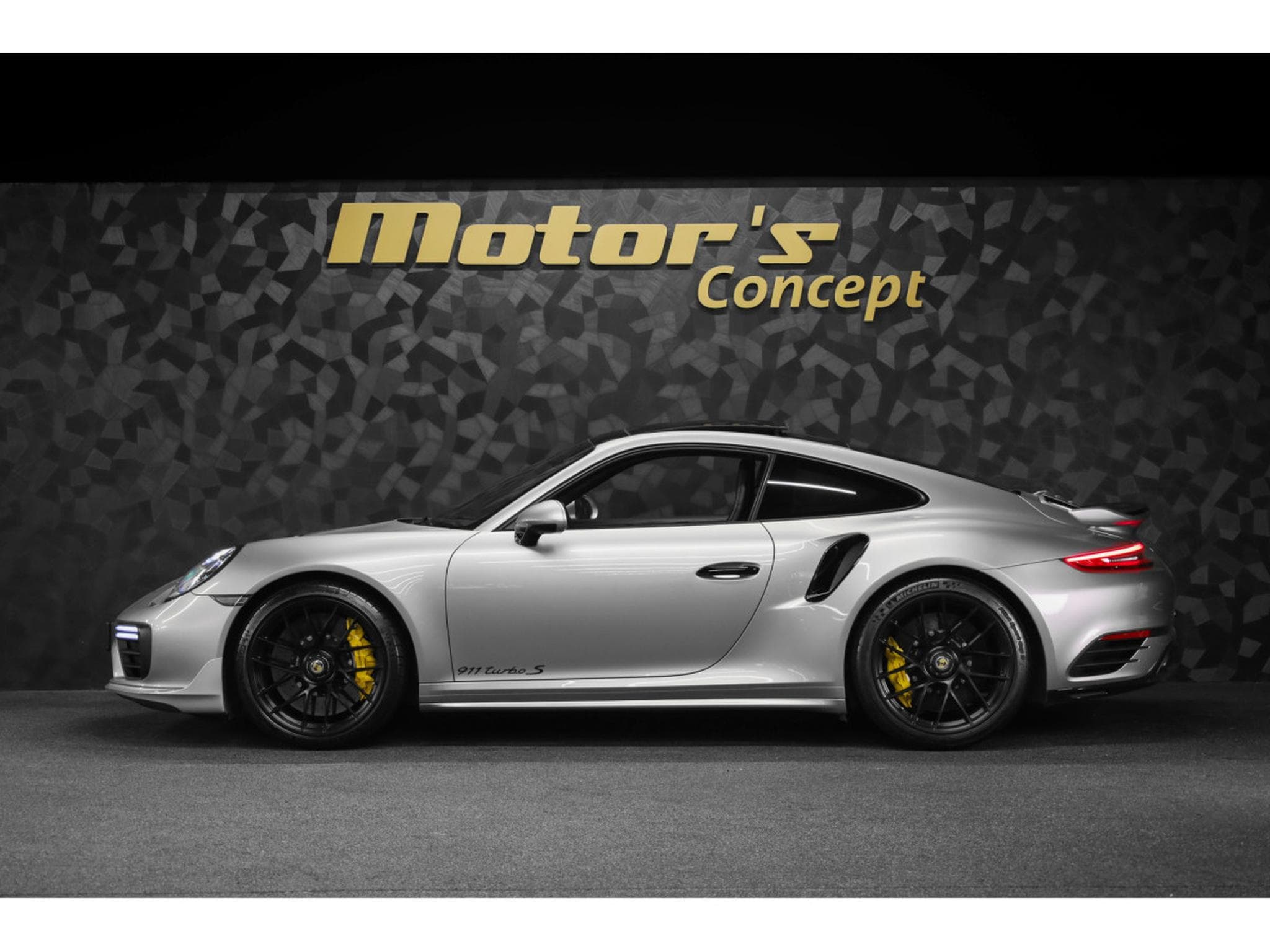 Porsche 911 .2 Turbo S Coupé PDK - Kit Aéro (2017) - Foto 2