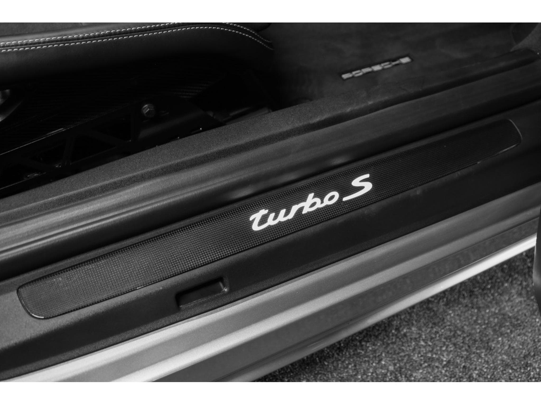 Porsche 911 .2 Turbo S Coupé PDK - Kit Aéro (2017) - Foto 23