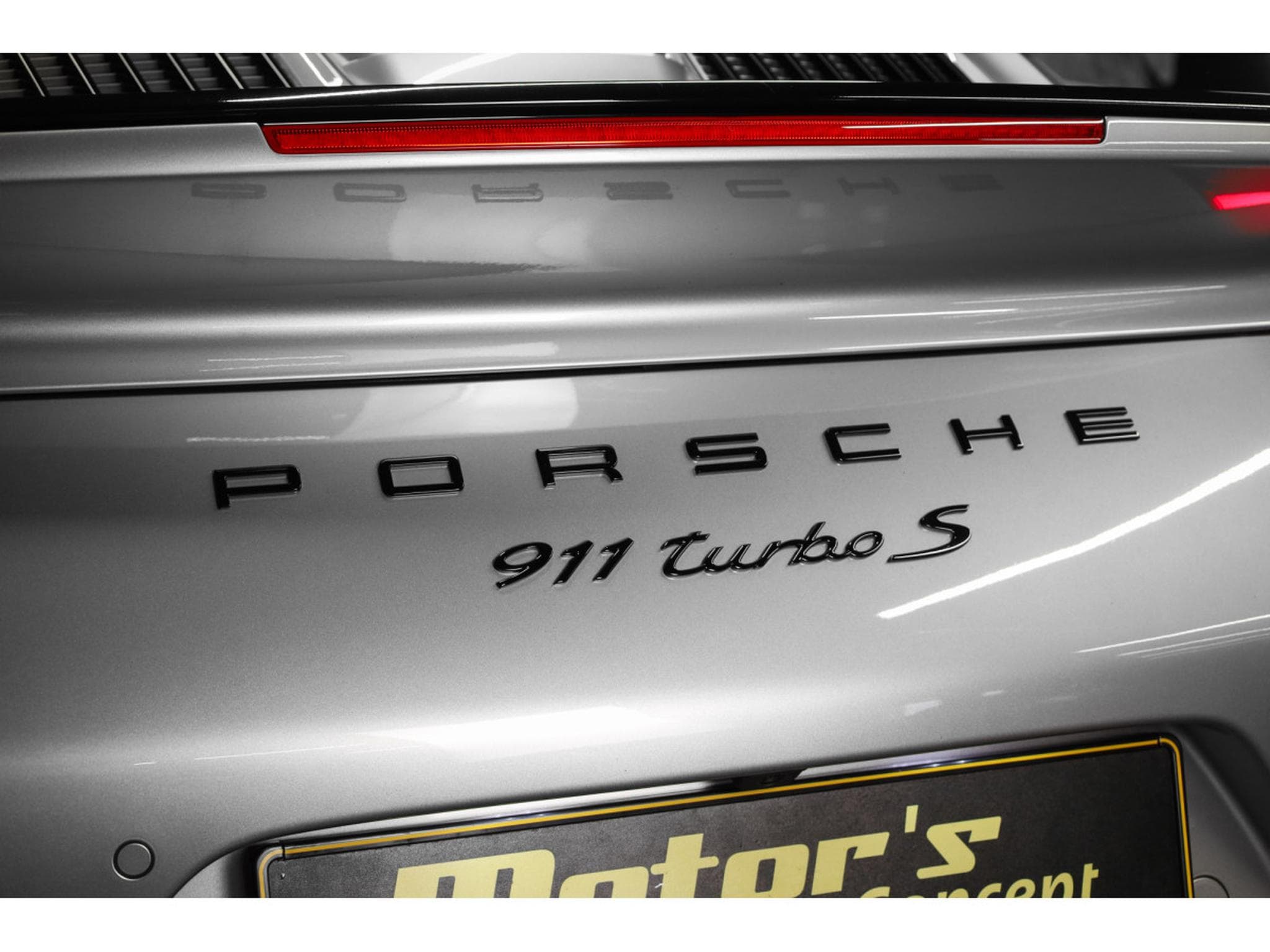 Porsche 911 .2 Turbo S Coupé PDK - Kit Aéro (2017) - Foto 28