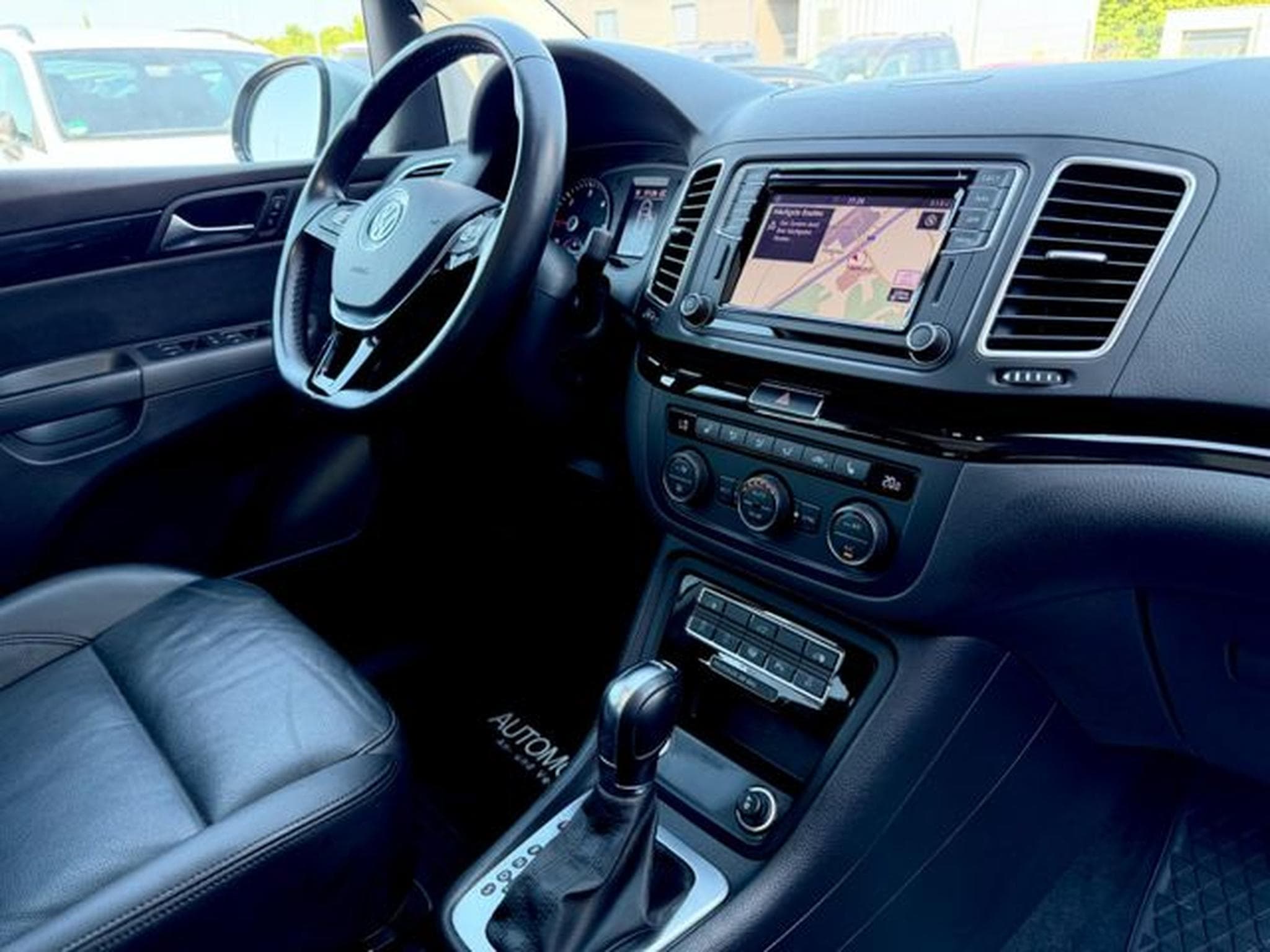 VW Sharan Sharan Highline 2.0 TDI DSG /7.SITZER/1.HAND/ (2019) - Photo 11