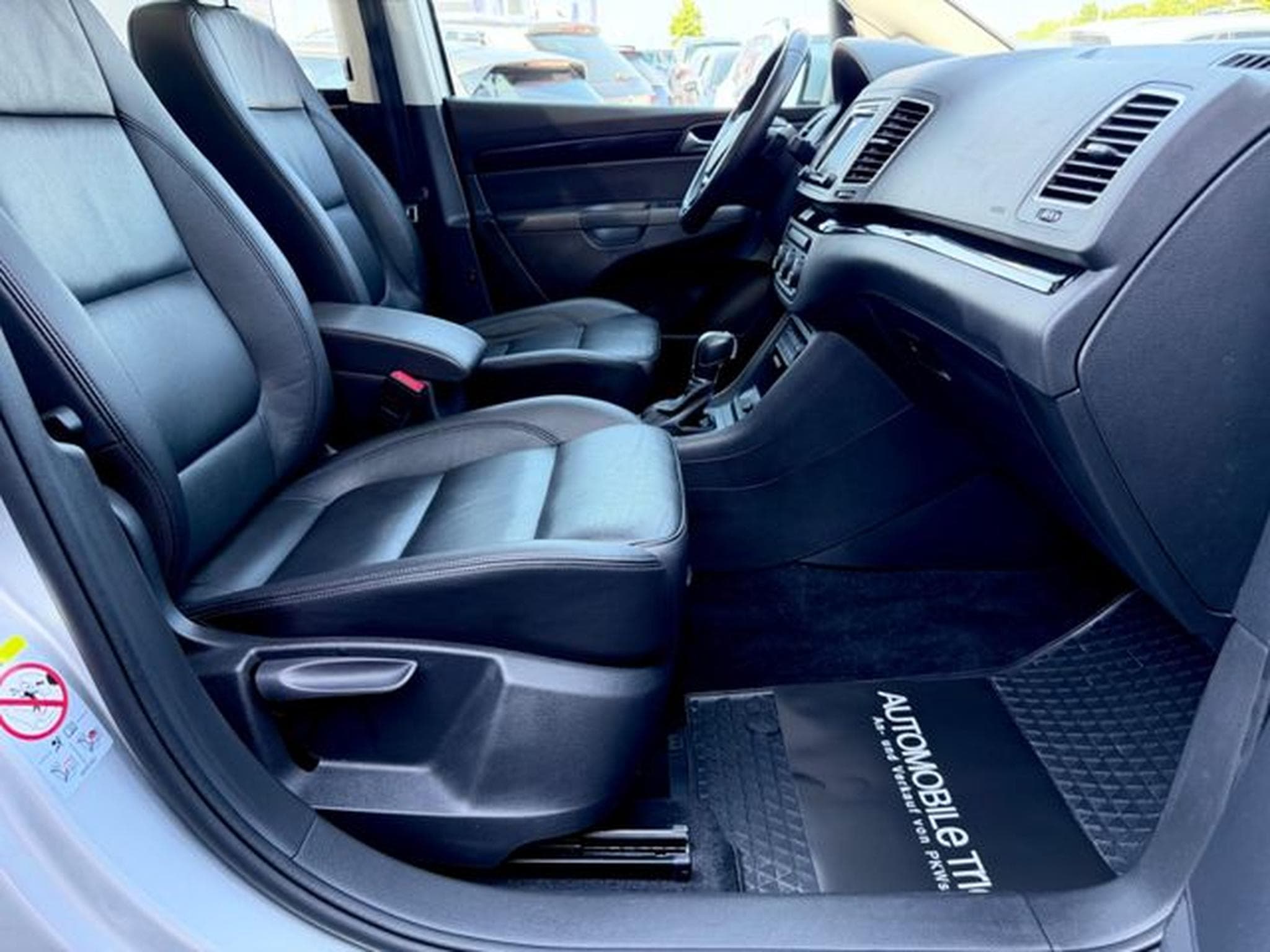 VW Sharan Sharan Highline 2.0 TDI DSG /7.SITZER/1.HAND/ (2019) - Photo 12