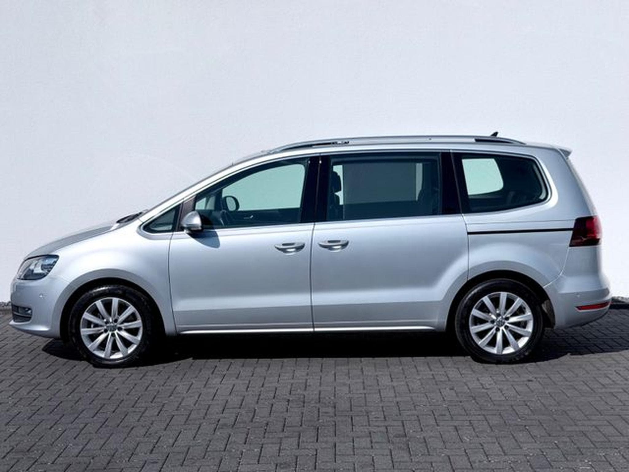 VW Sharan Sharan Highline 2.0 TDI DSG /7.SITZER/1.HAND/ (2019) - Photo 8